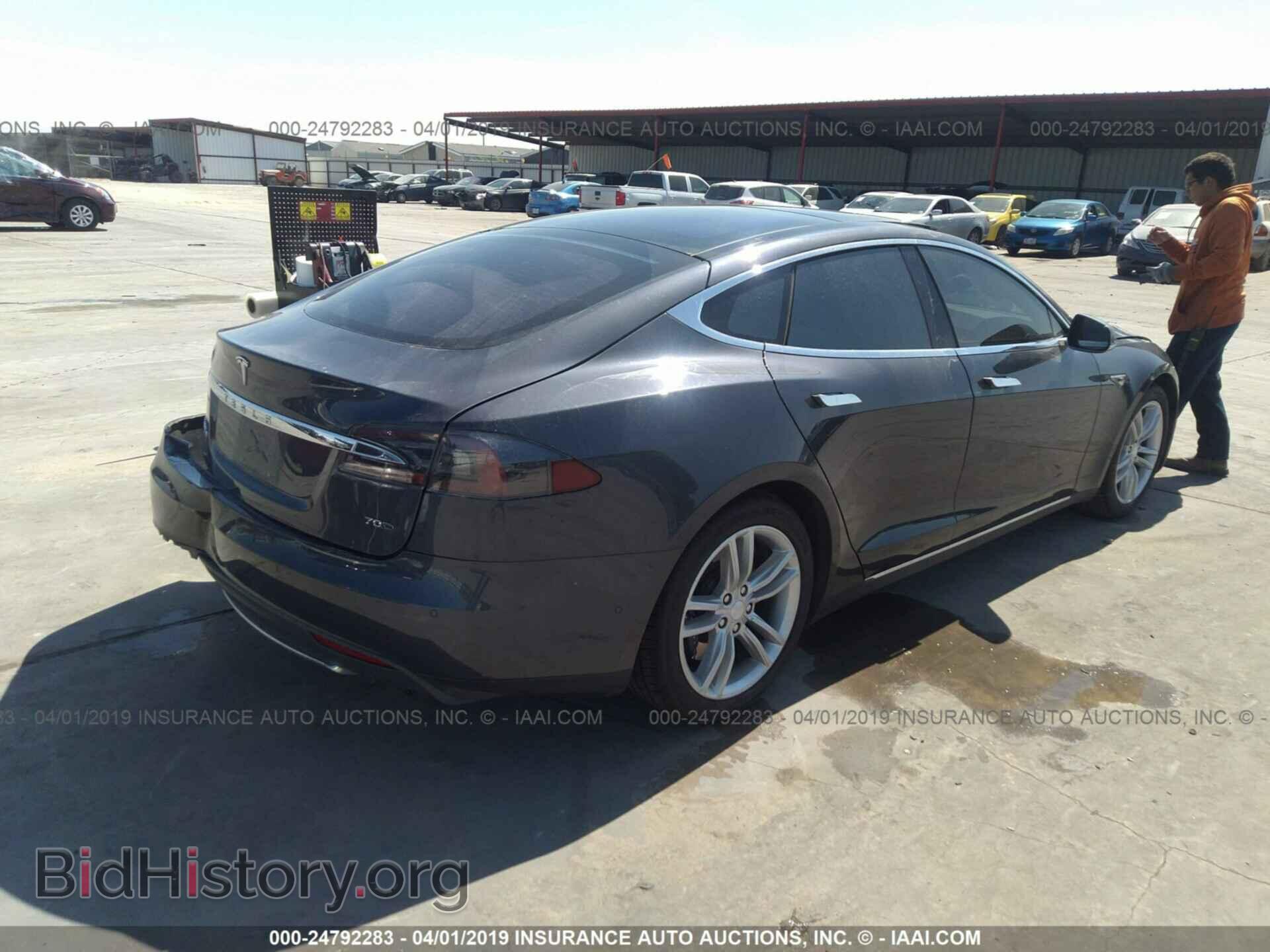 2015 TESLA MODEL S - VIN: 5YJSA1E20FF112023 - Photo 4