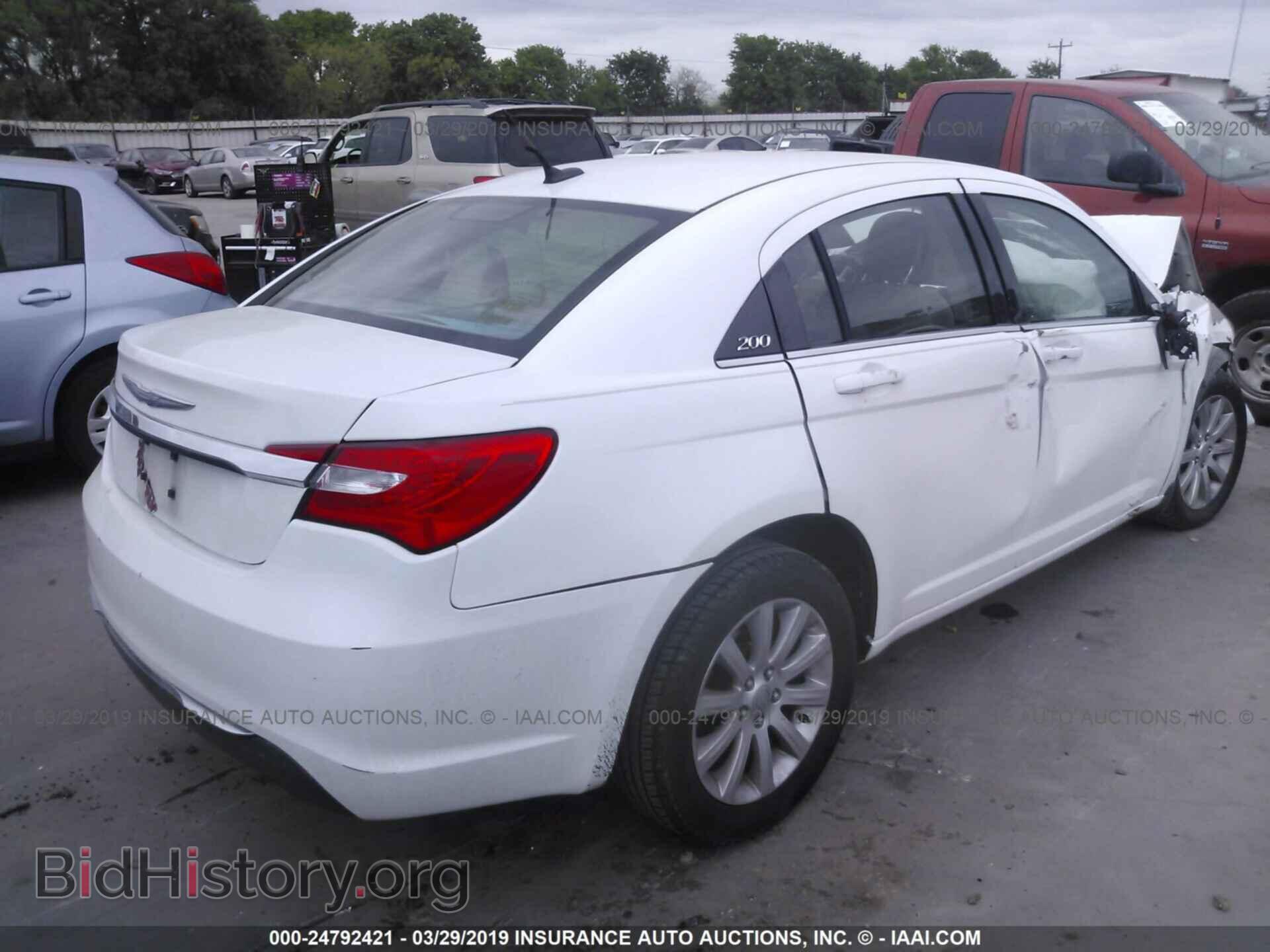 2011 CHRYSLER 200 - VIN: 1C3BC1FB2BN576858 - Photo 4
