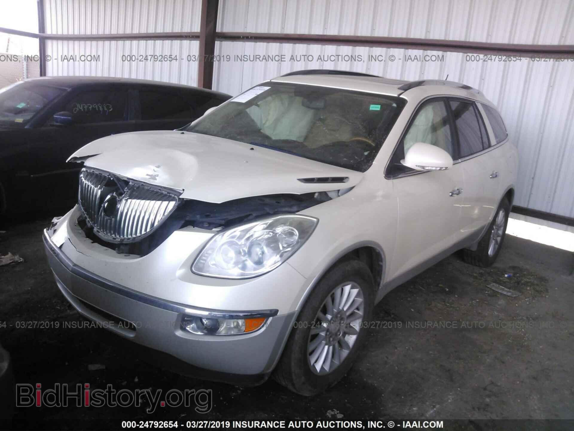 2009 BUICK ENCLAVE - VIN: 5GAEV23D99J207366 - Фото 2