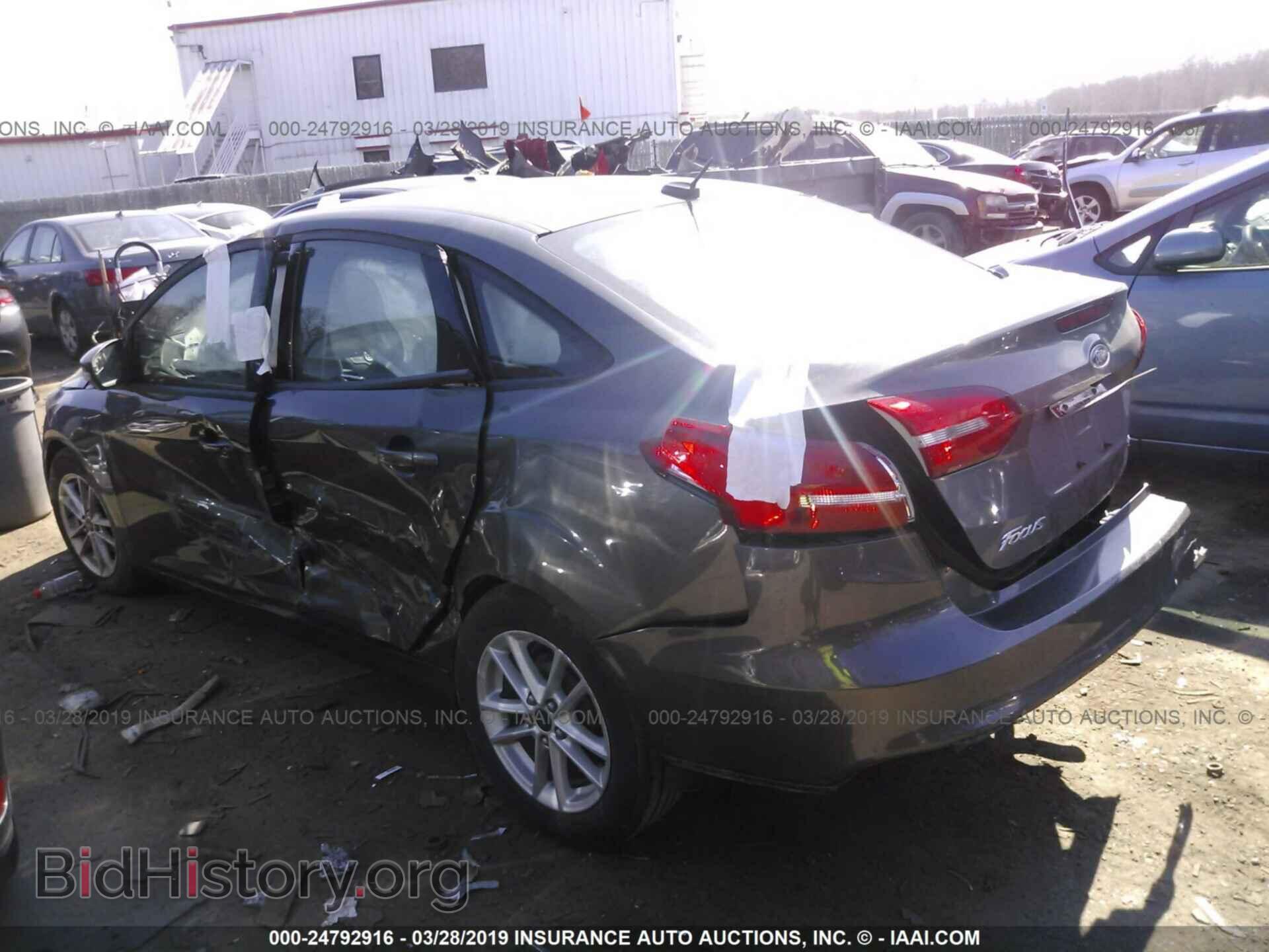 2016 FORD FOCUS - VIN: 1FADP3F26GL242328 - Фото 3