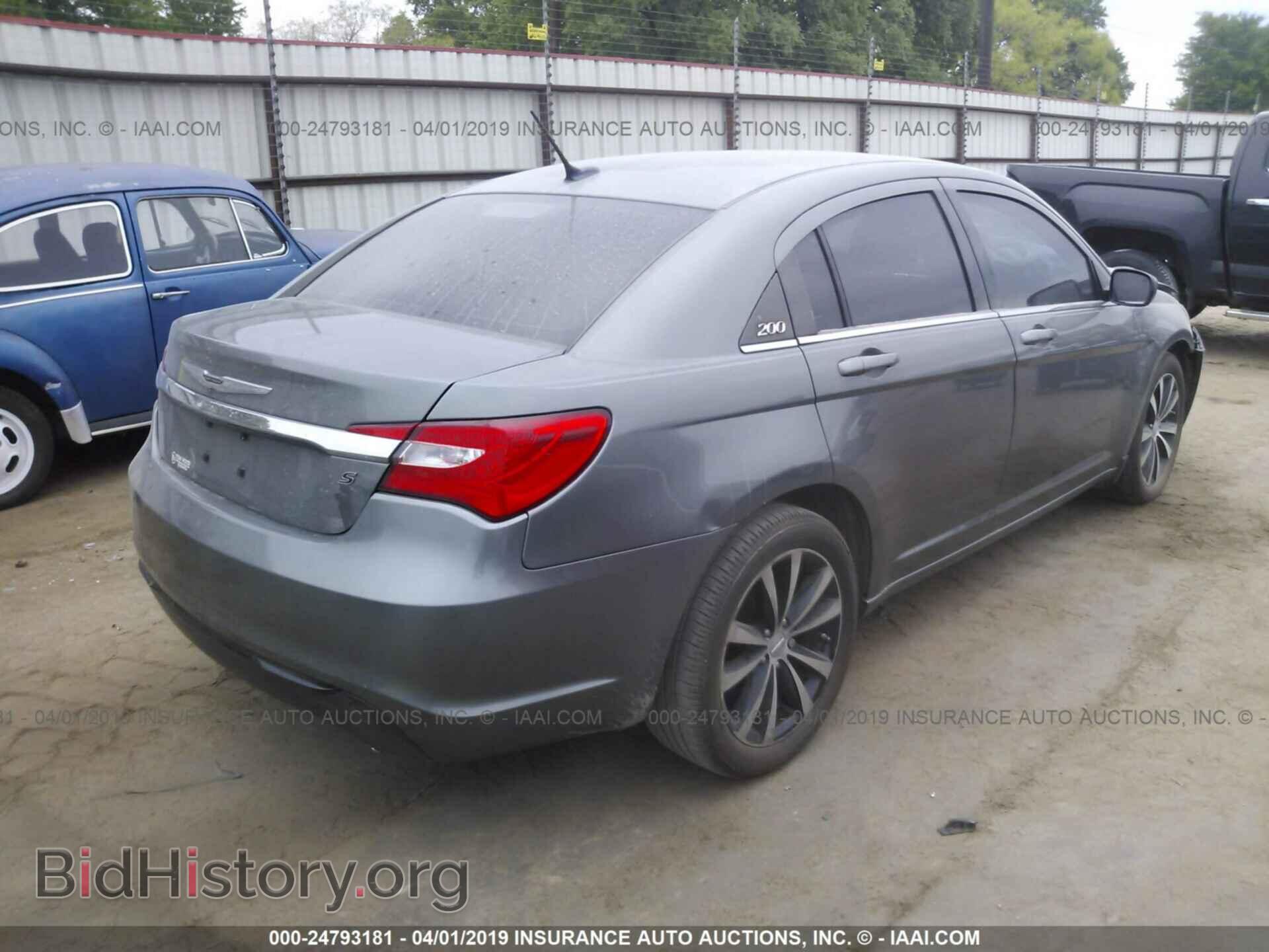 2012 CHRYSLER 200 - VIN: 1C3CCBBG2CN263127 - Фото 4