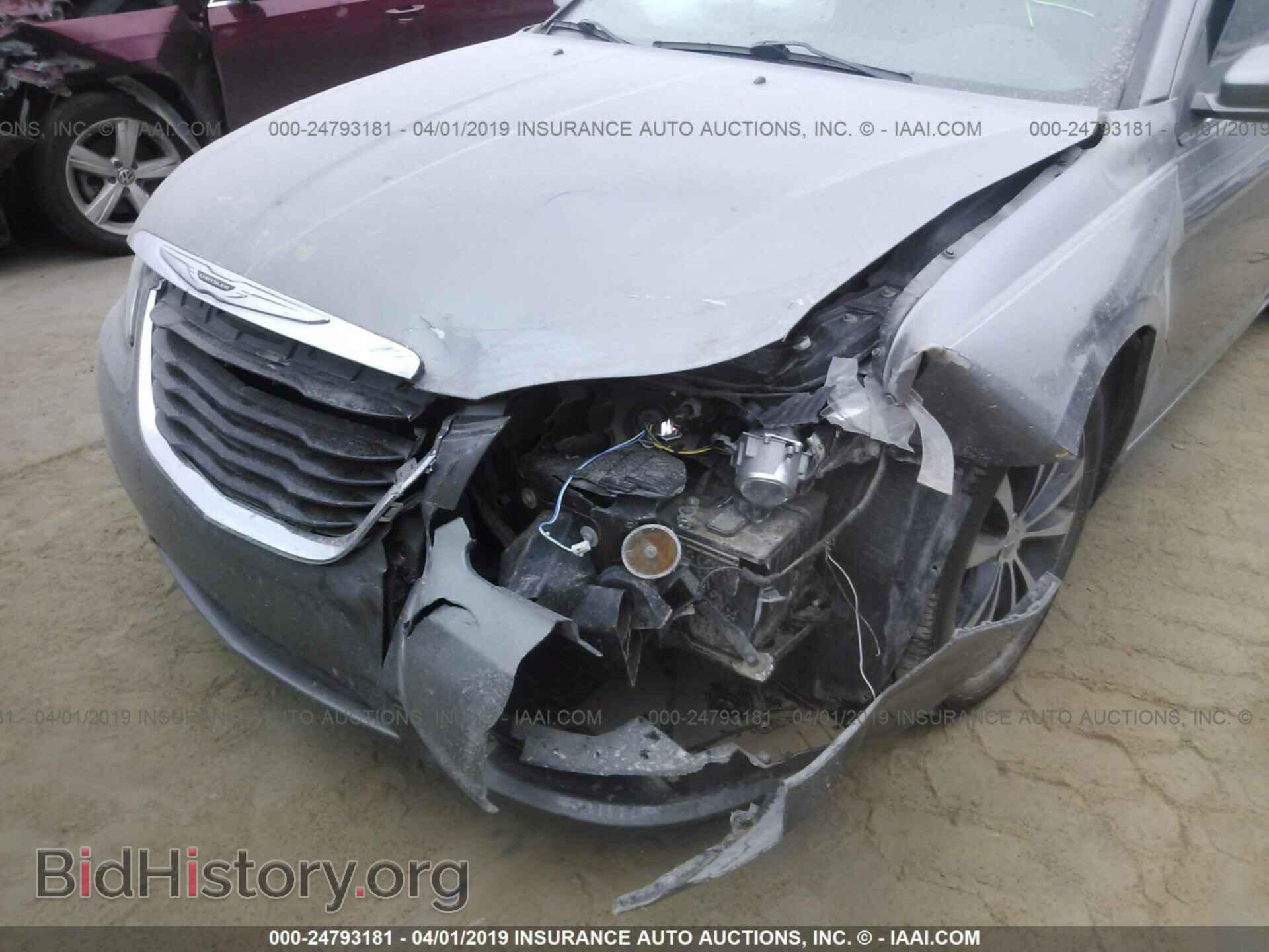 2012 CHRYSLER 200 - VIN: 1C3CCBBG2CN263127 - Фото 6