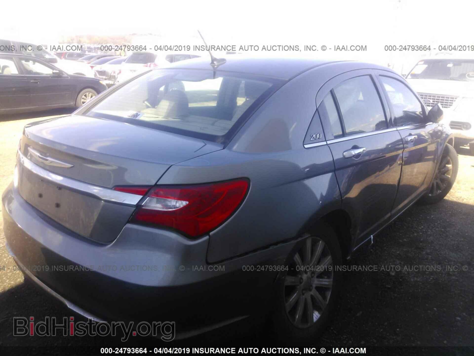 2013 CHRYSLER 200 - VIN: 1C3CCBCG3DN721399 - Photo 4