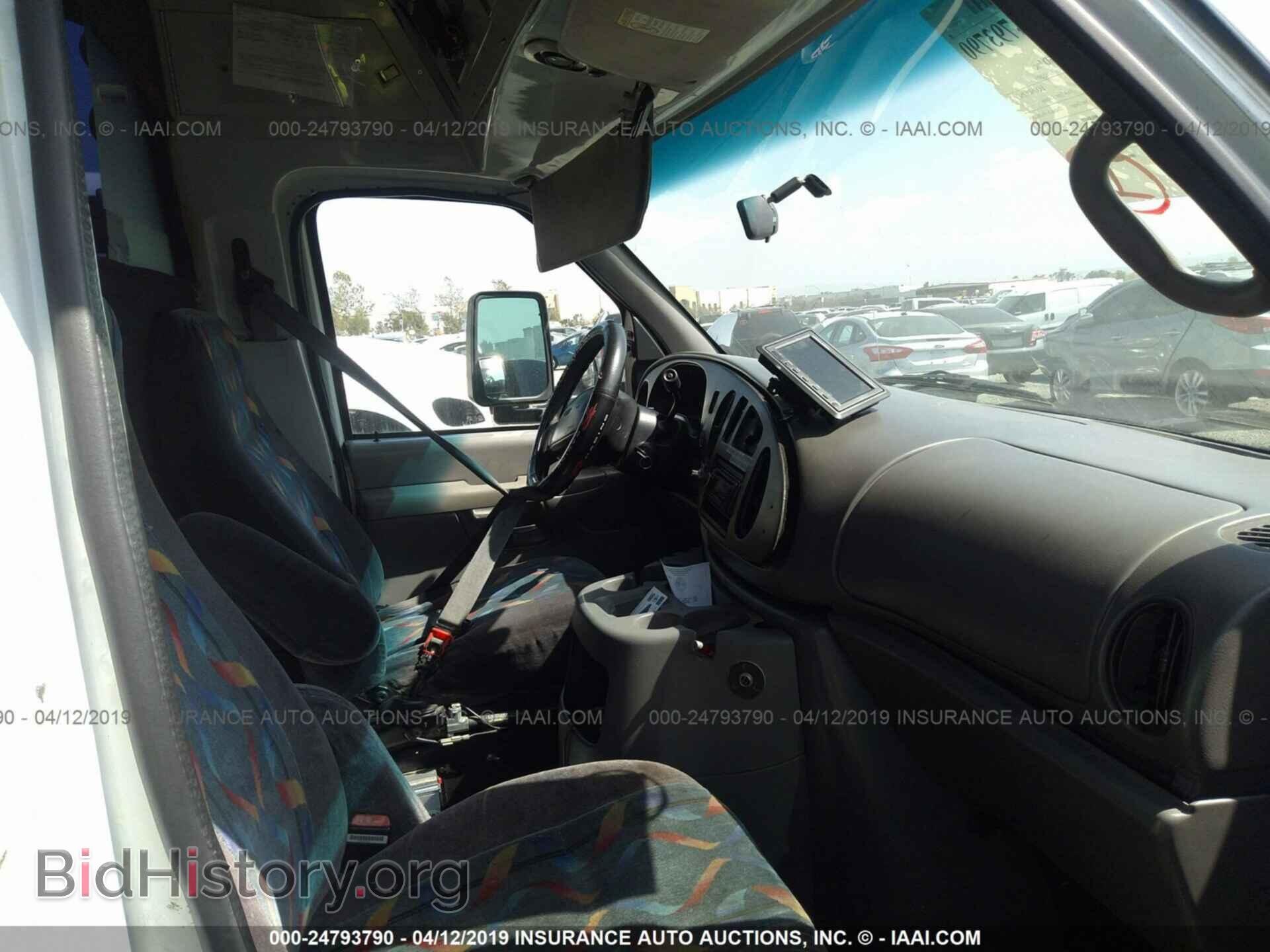 2002 FORD ECONOLINE - VIN: 1FDWE45FX2HA14374 - Фото 5