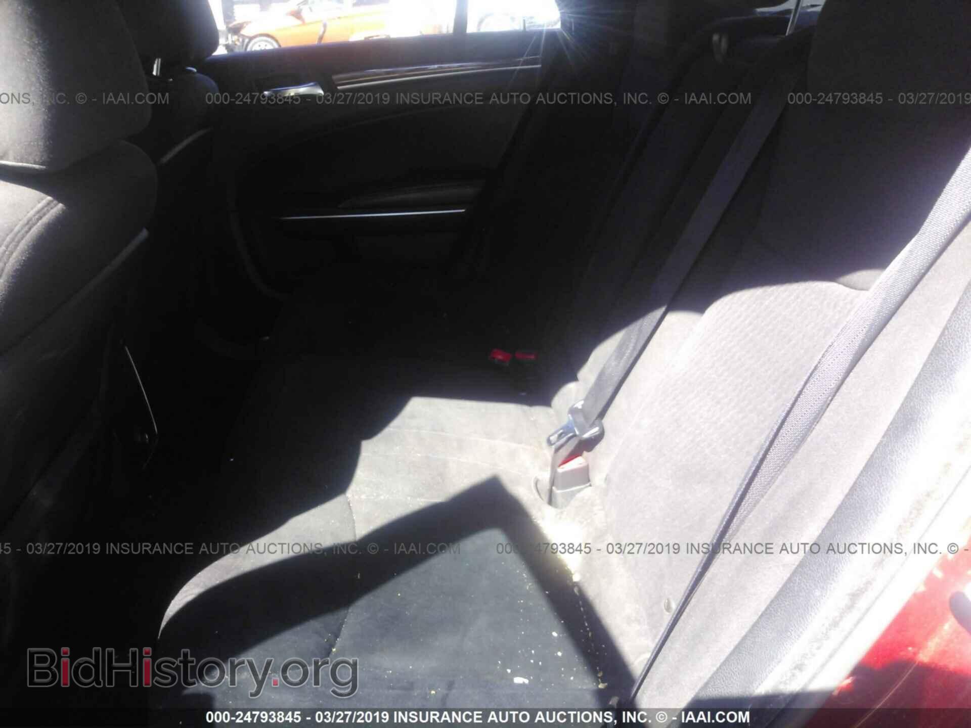 2012 CHRYSLER 300 - VIN: 2C3CCAAG3CH166328 - Photo 8