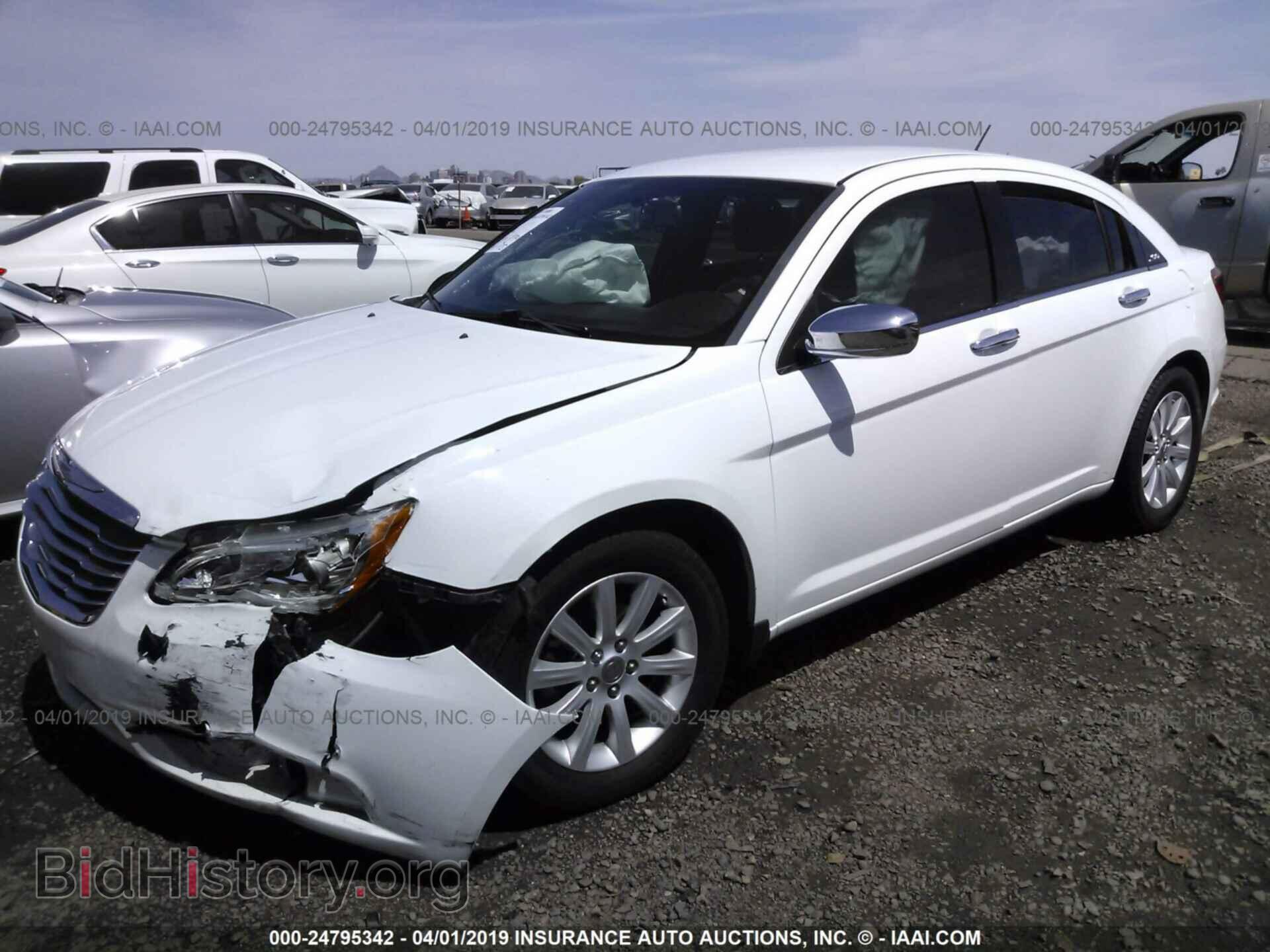 2014 CHRYSLER 200 - VIN: 1C3CCBCG4EN191672 - Photo 2