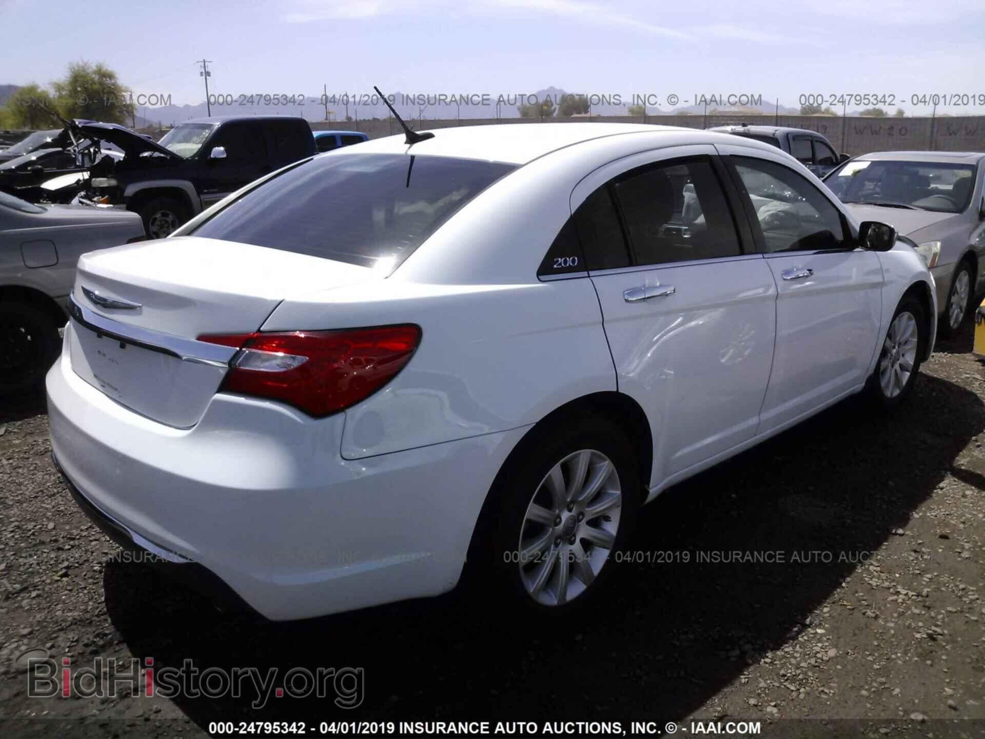 2014 CHRYSLER 200 - VIN: 1C3CCBCG4EN191672 - Photo 4