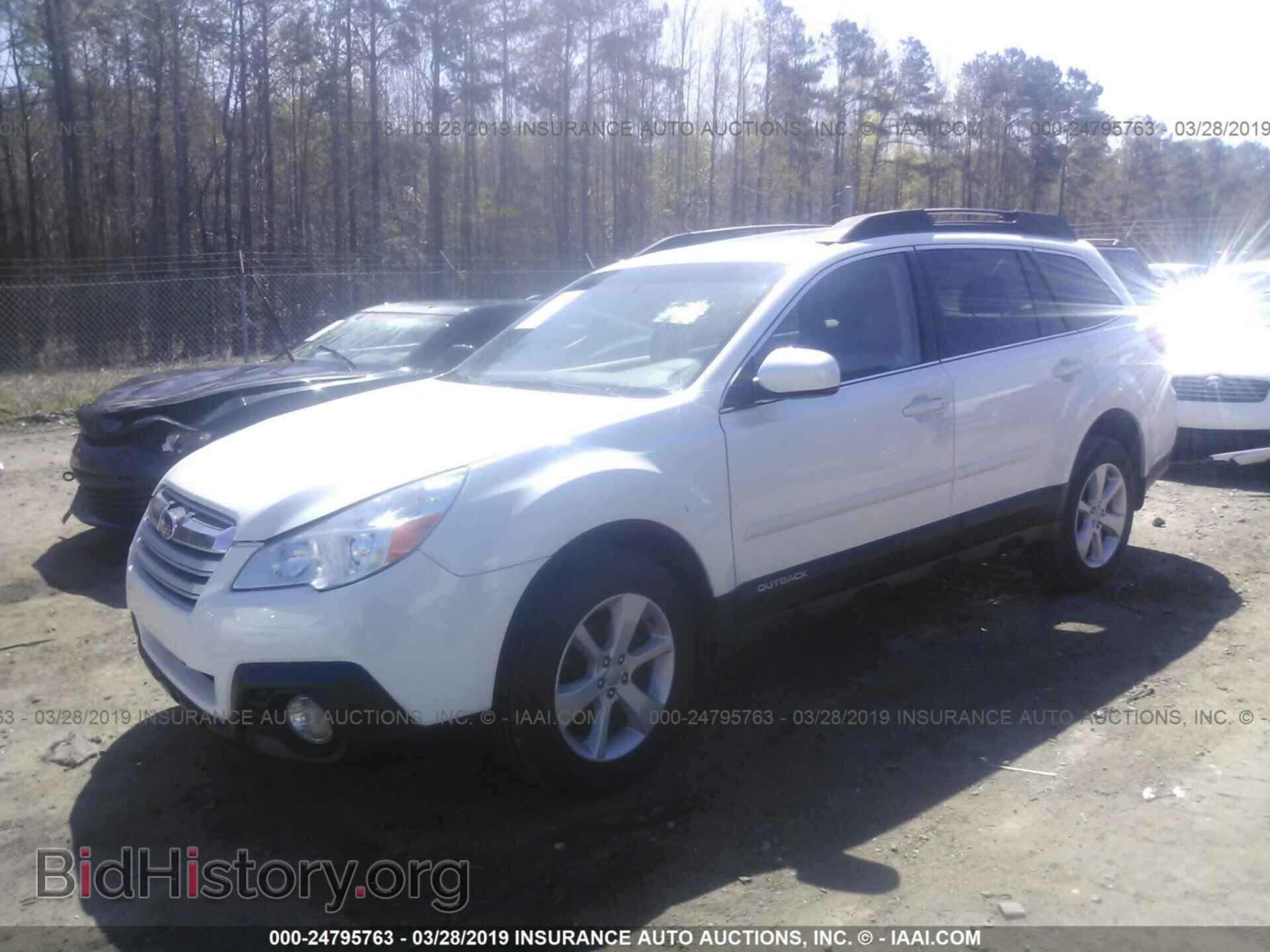 2014 SUBARU OUTBACK - VIN: 4S4BRCDC8E3281423 - Фото 2
