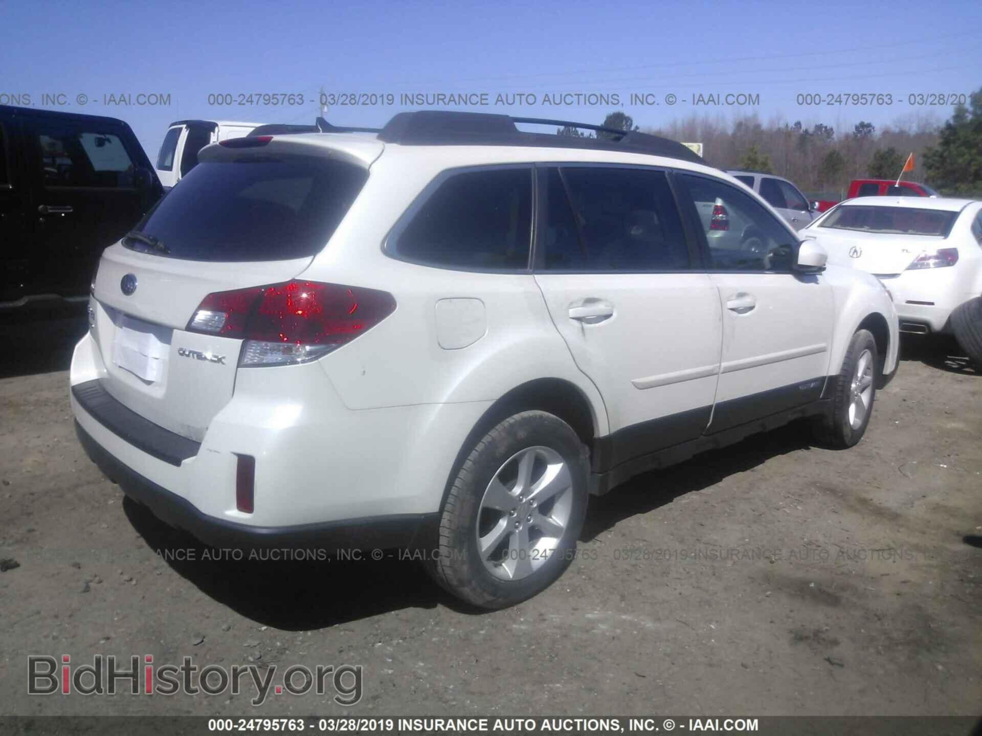 2014 SUBARU OUTBACK - VIN: 4S4BRCDC8E3281423 - Фото 4