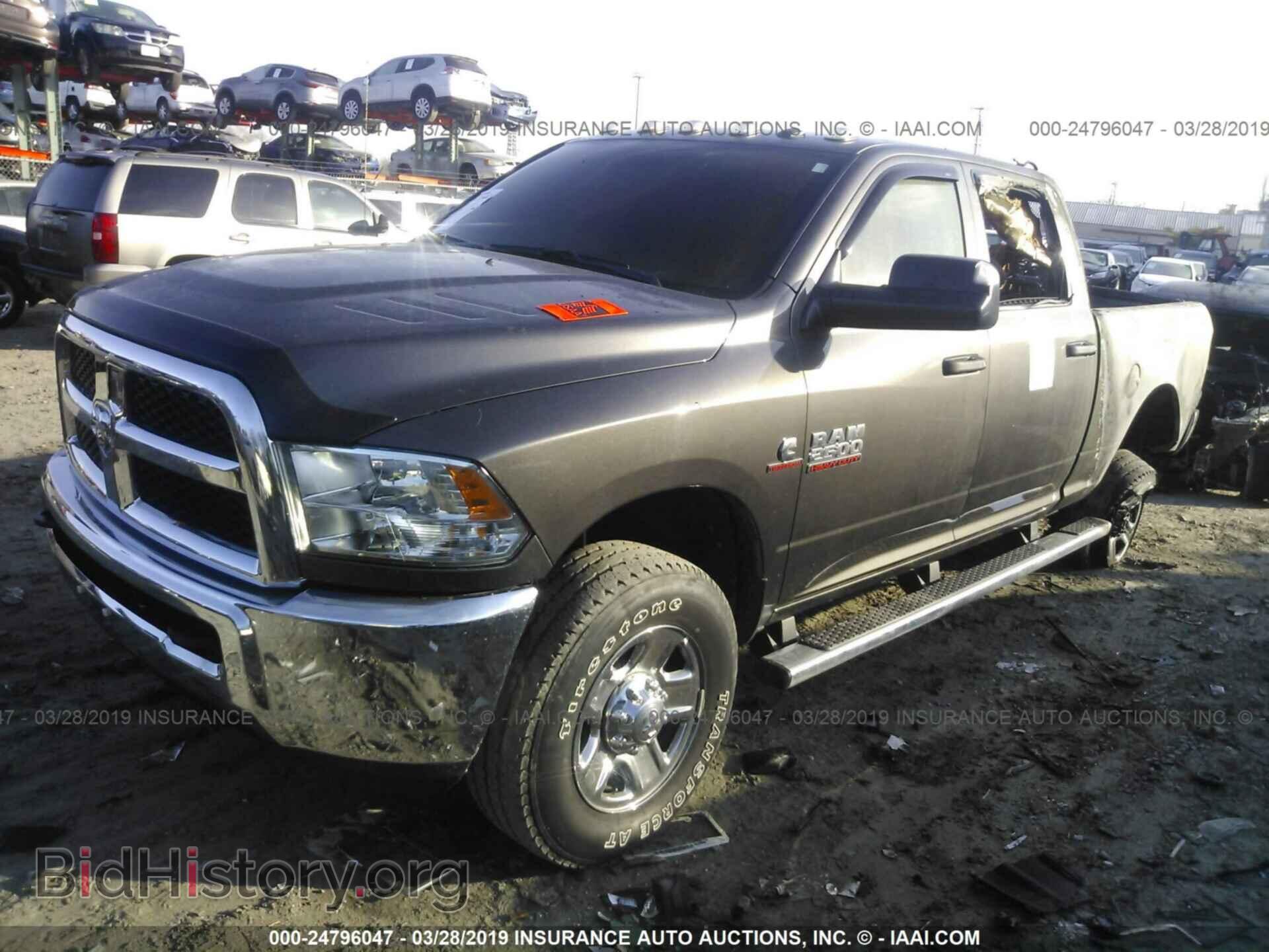 2017 RAM 2500 - VIN: 3C6UR5CL9HG584133 - Photo 2