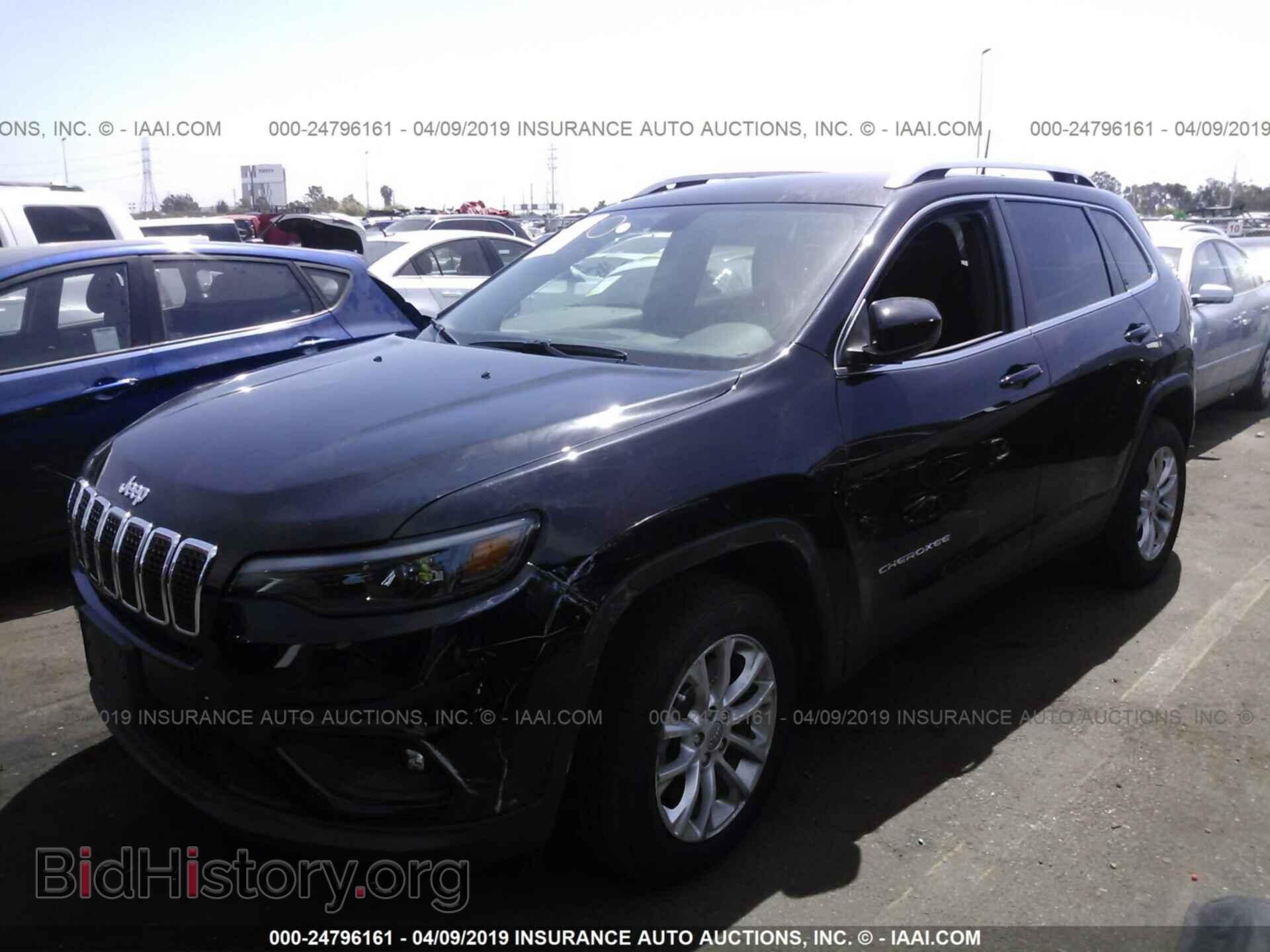 2019 JEEP CHEROKEE - VIN: 1C4PJLCB4KD285503 - Photo 2