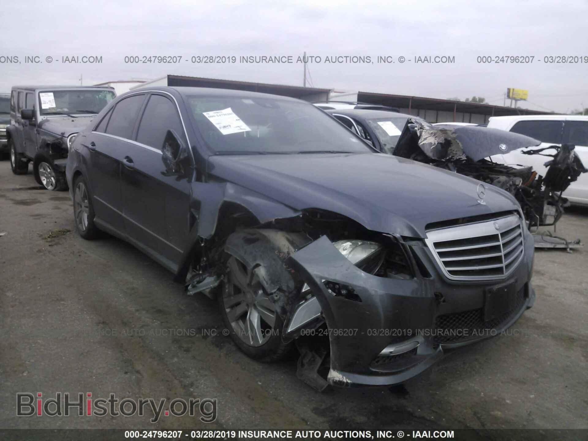 Photo WDDHF2EB1CA529386 - MERCEDES-BENZ E 2012