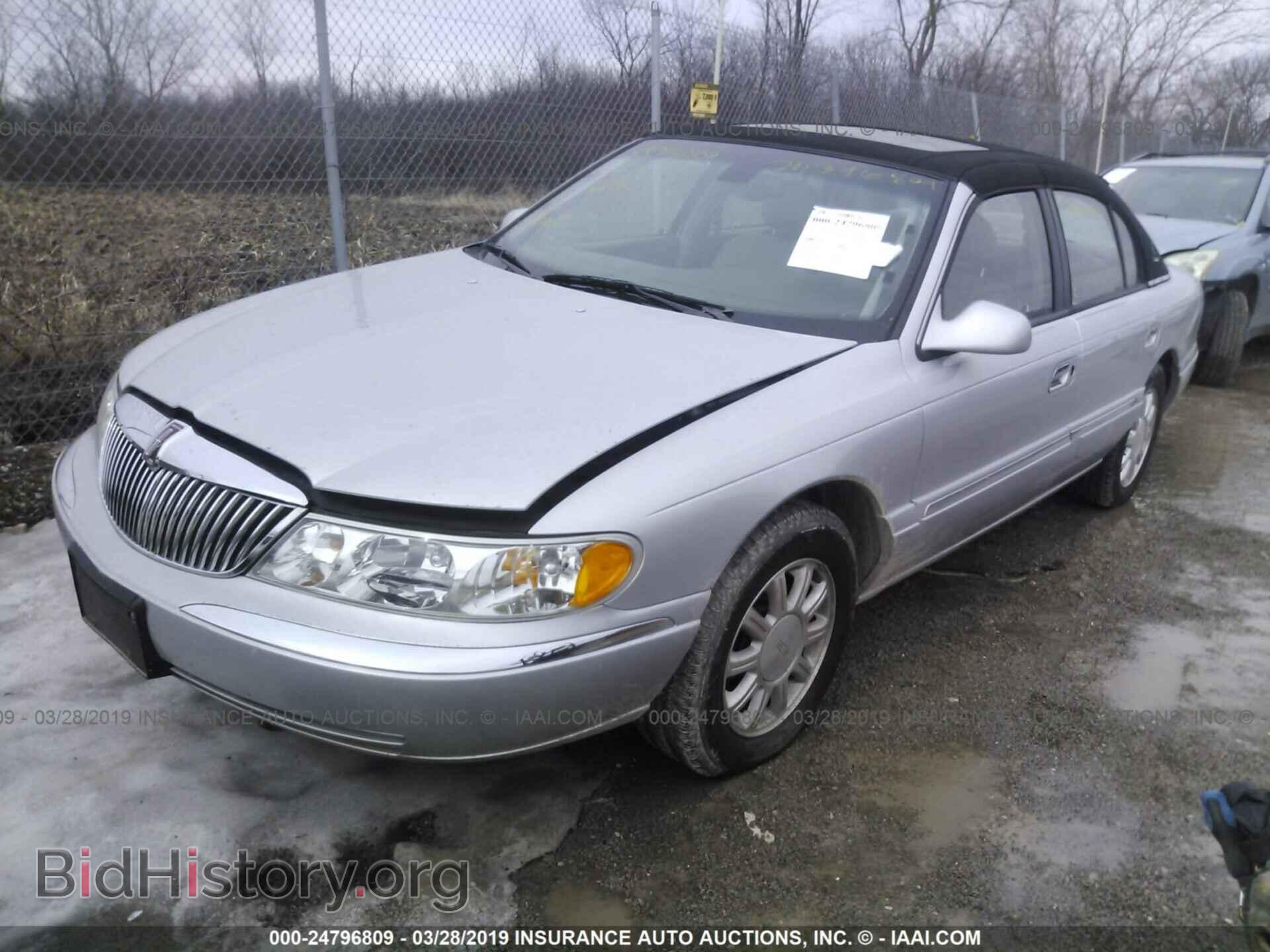 2002 LINCOLN CONTINENTAL - VIN: 1LNHM97V22Y664233 - Фото 2