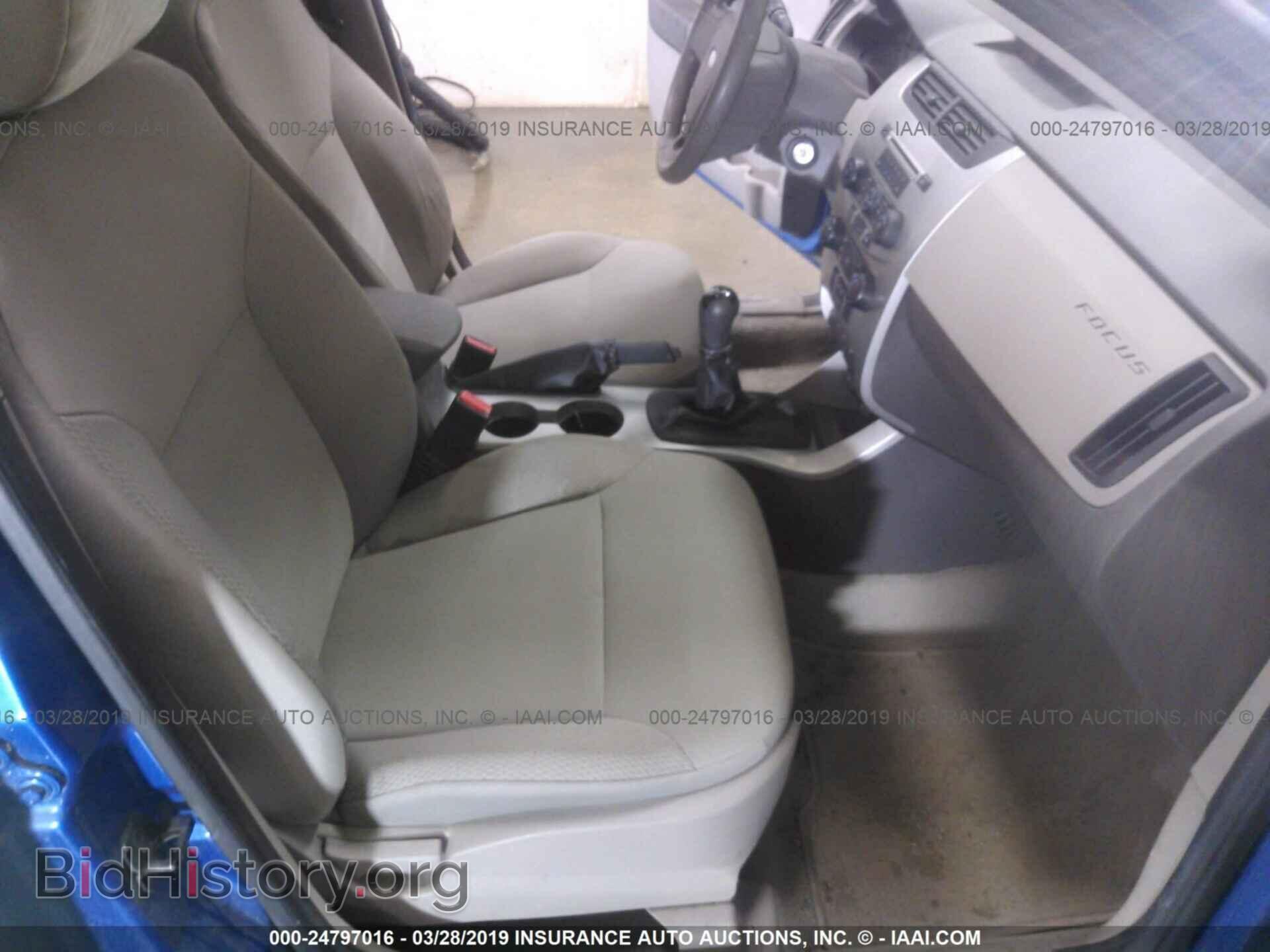 2011 FORD FOCUS - VIN: 1FAHP3EN6BW107368 - Photo 5
