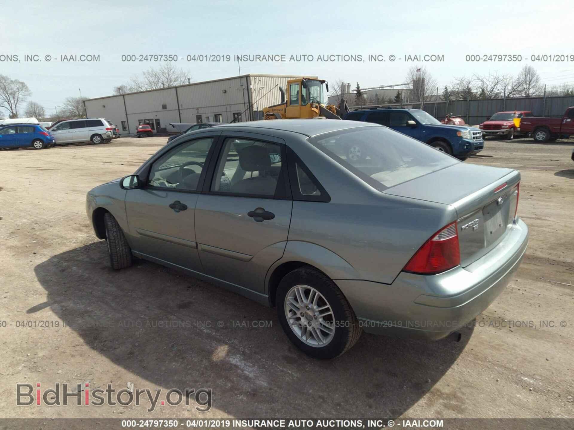 2006 FORD FOCUS - VIN: 1FAFP34N16W207795 - Фото 3