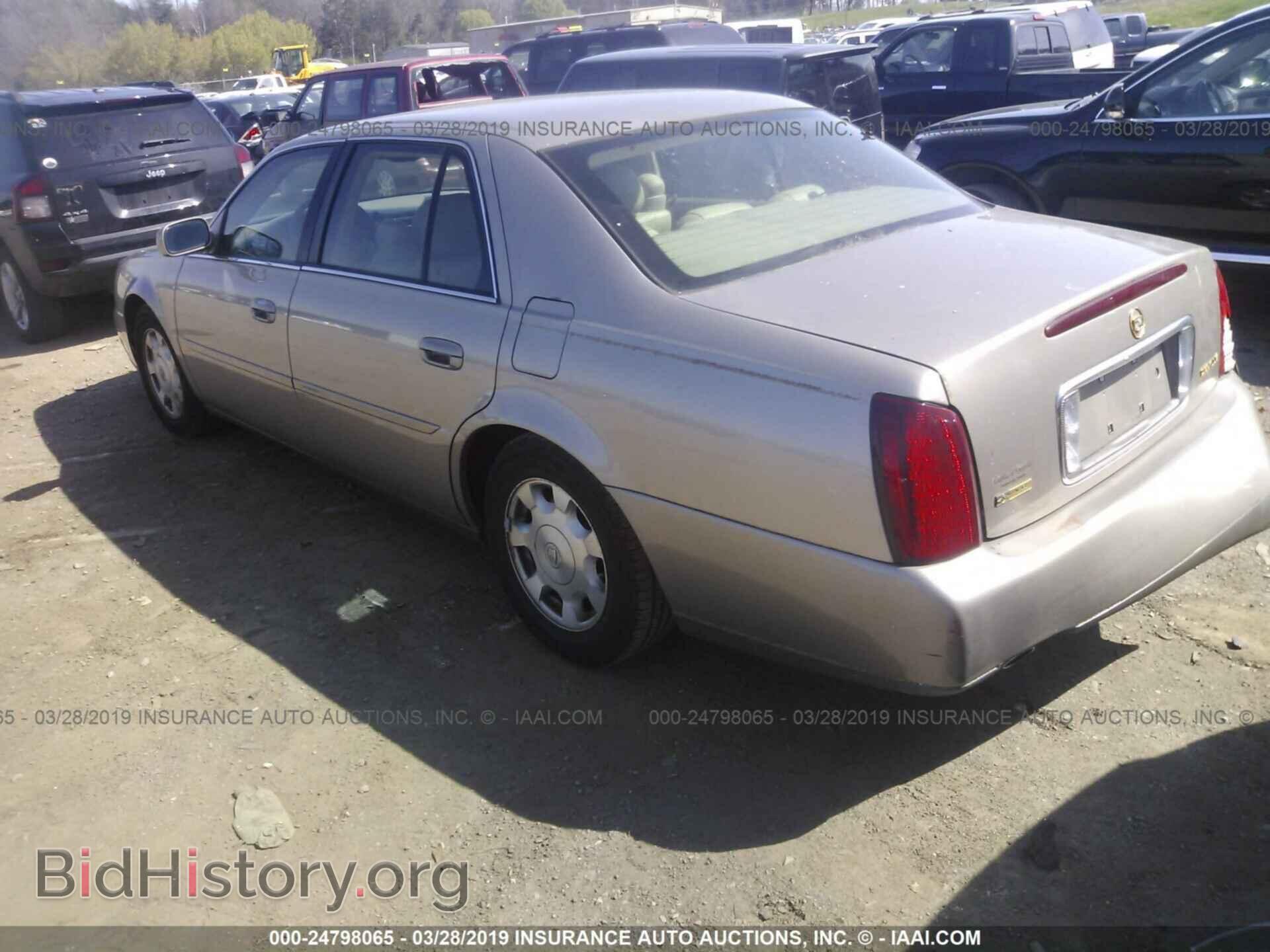 2004 CADILLAC DEVILLE - VIN: 1G6KD54Y24U258628 - Photo 3