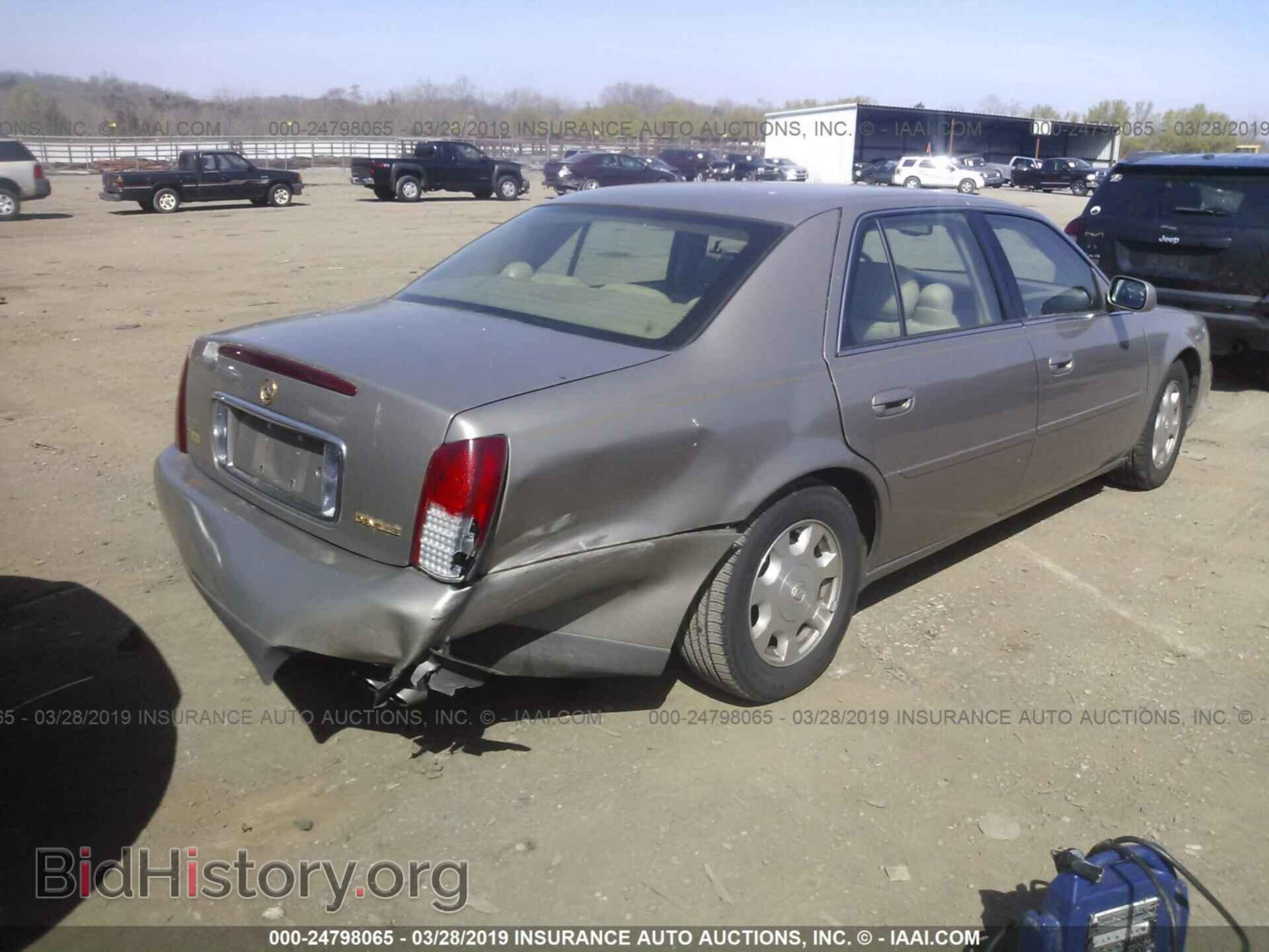 2004 CADILLAC DEVILLE - VIN: 1G6KD54Y24U258628 - Photo 4