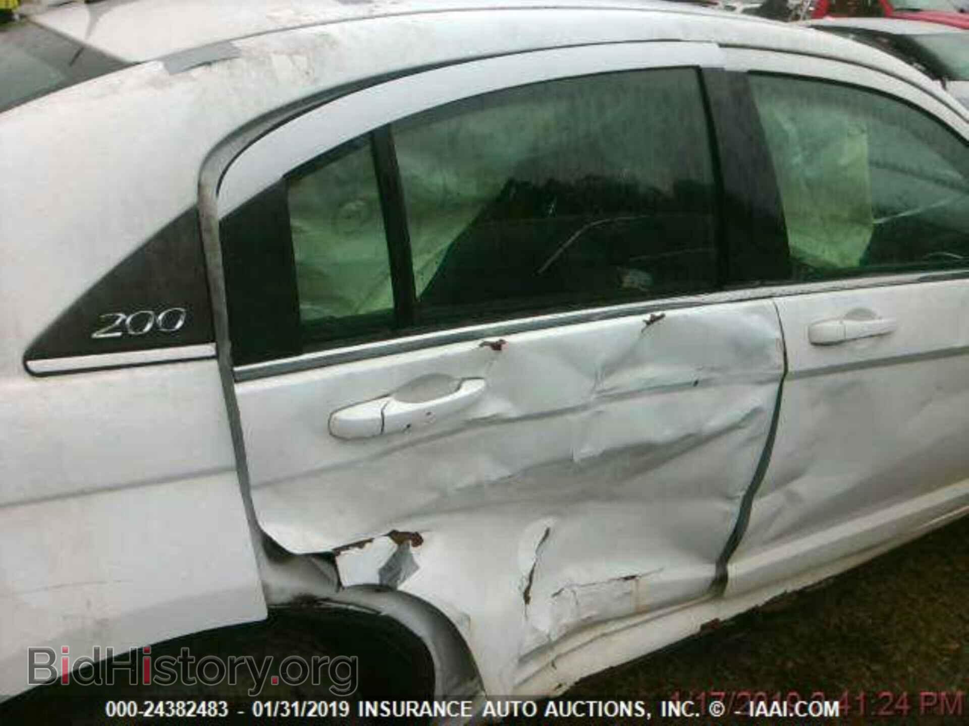 2013 CHRYSLER 200 - VIN: 1C3CCBAB8DN689850 - Фото 3