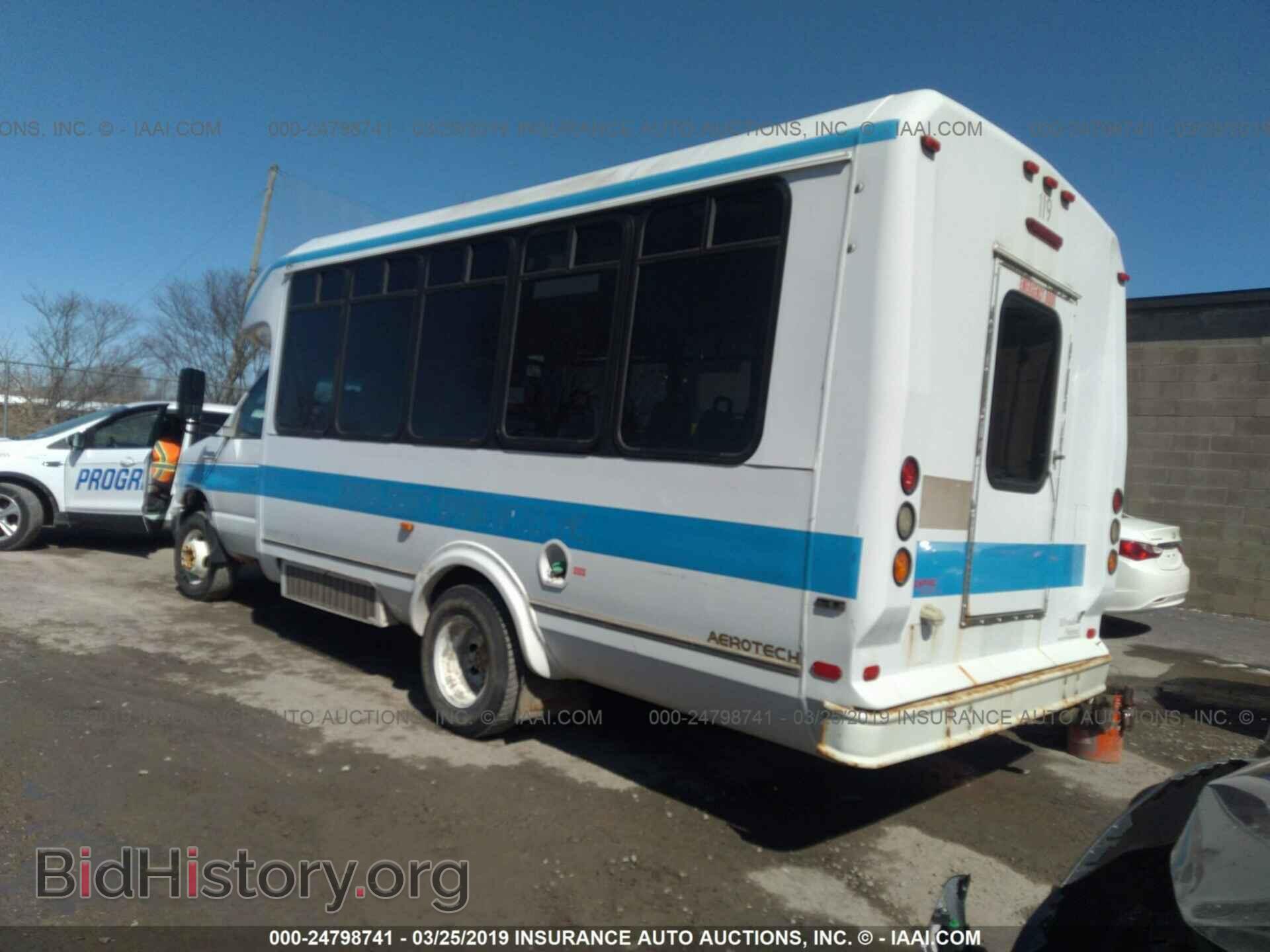 2008 FORD ECONOLINE - VIN: 1FD4E45PX8DA96140 - Photo 3