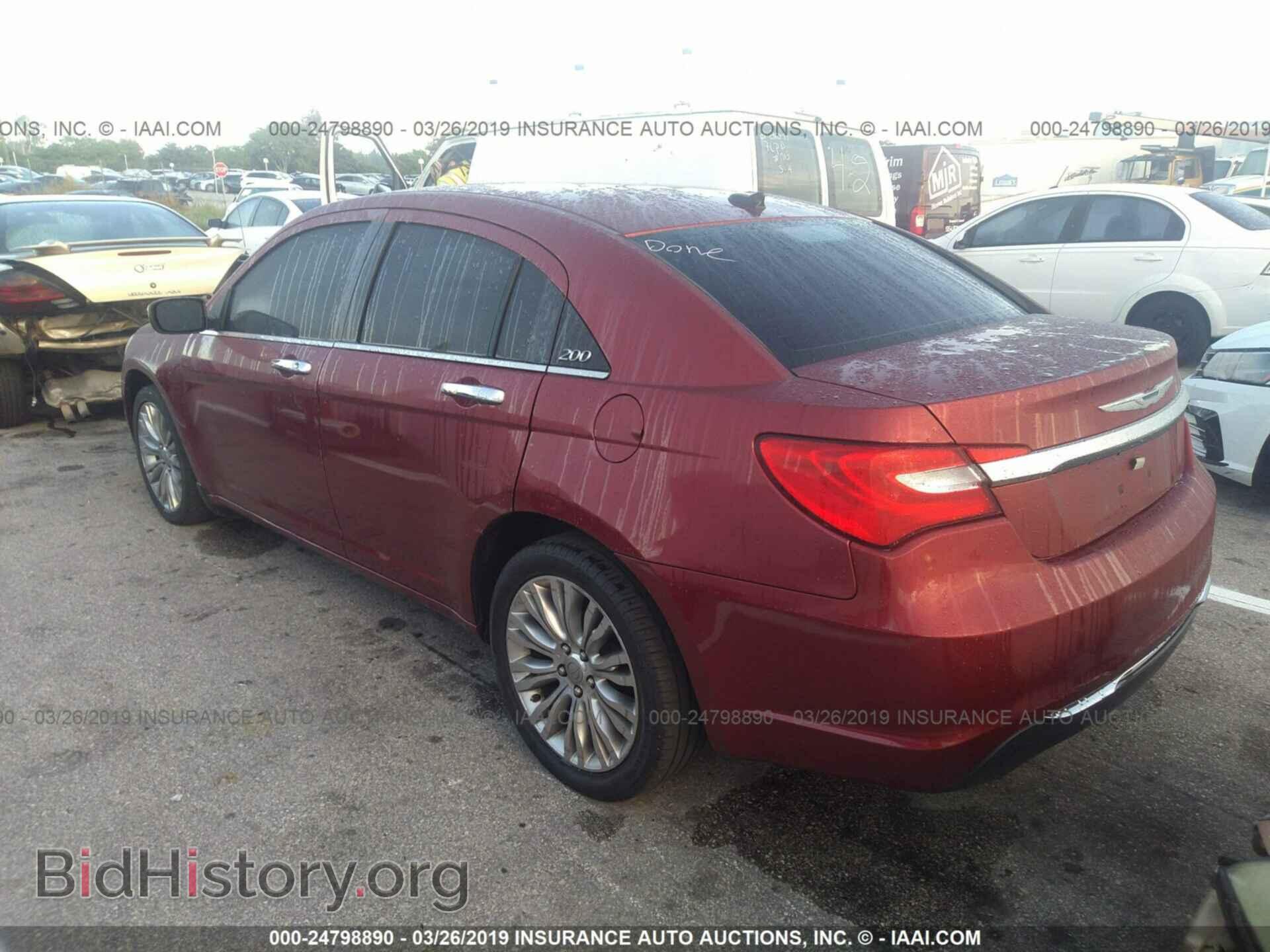 2011 CHRYSLER 200 - VIN: 1C3BC2FG6BN595026 - Фото 3