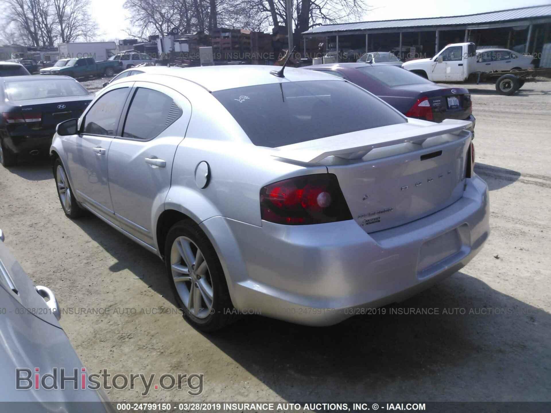 2011 DODGE AVENGER - VIN: 1B3BD1FBXBN565732 - Фото 3