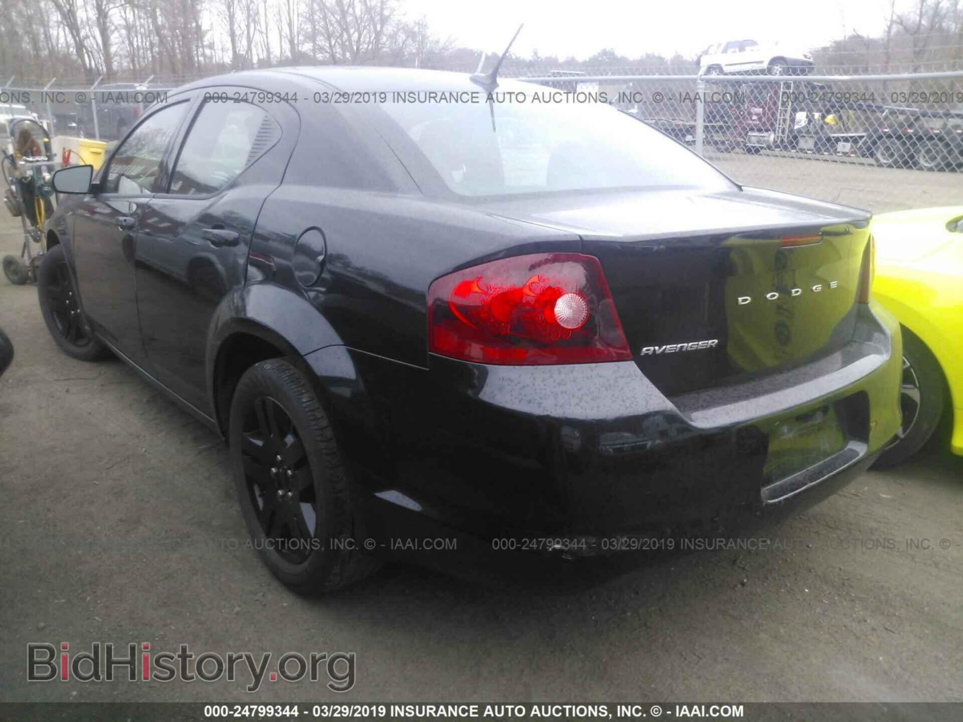 2011 DODGE AVENGER - VIN: 1B3BD4FB0BN579365 - Фото 3