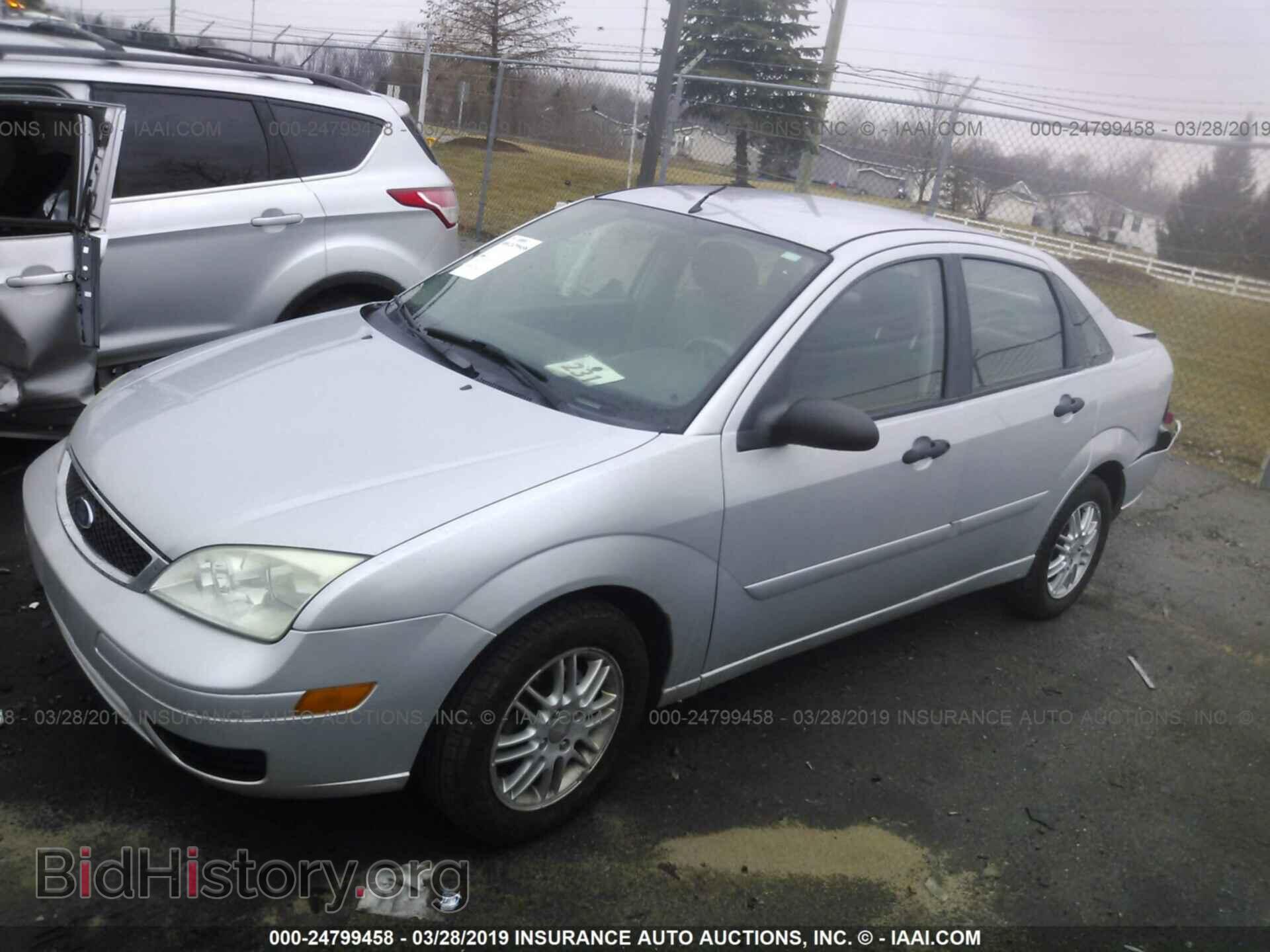 2007 FORD FOCUS - VIN: 1FAFP34N07W177352 - Фото 2