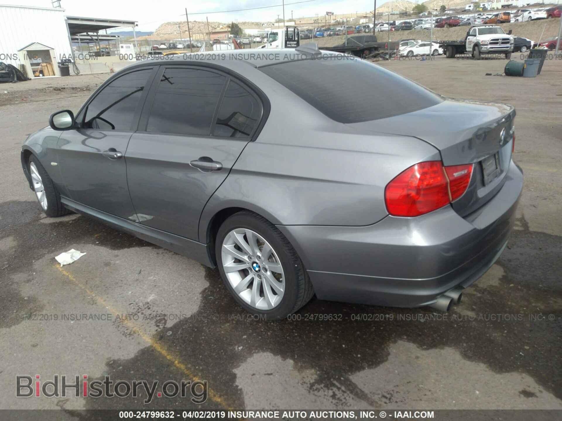 2011 BMW 328 - VIN: WBAPH7C57BE682224 - Фото 3