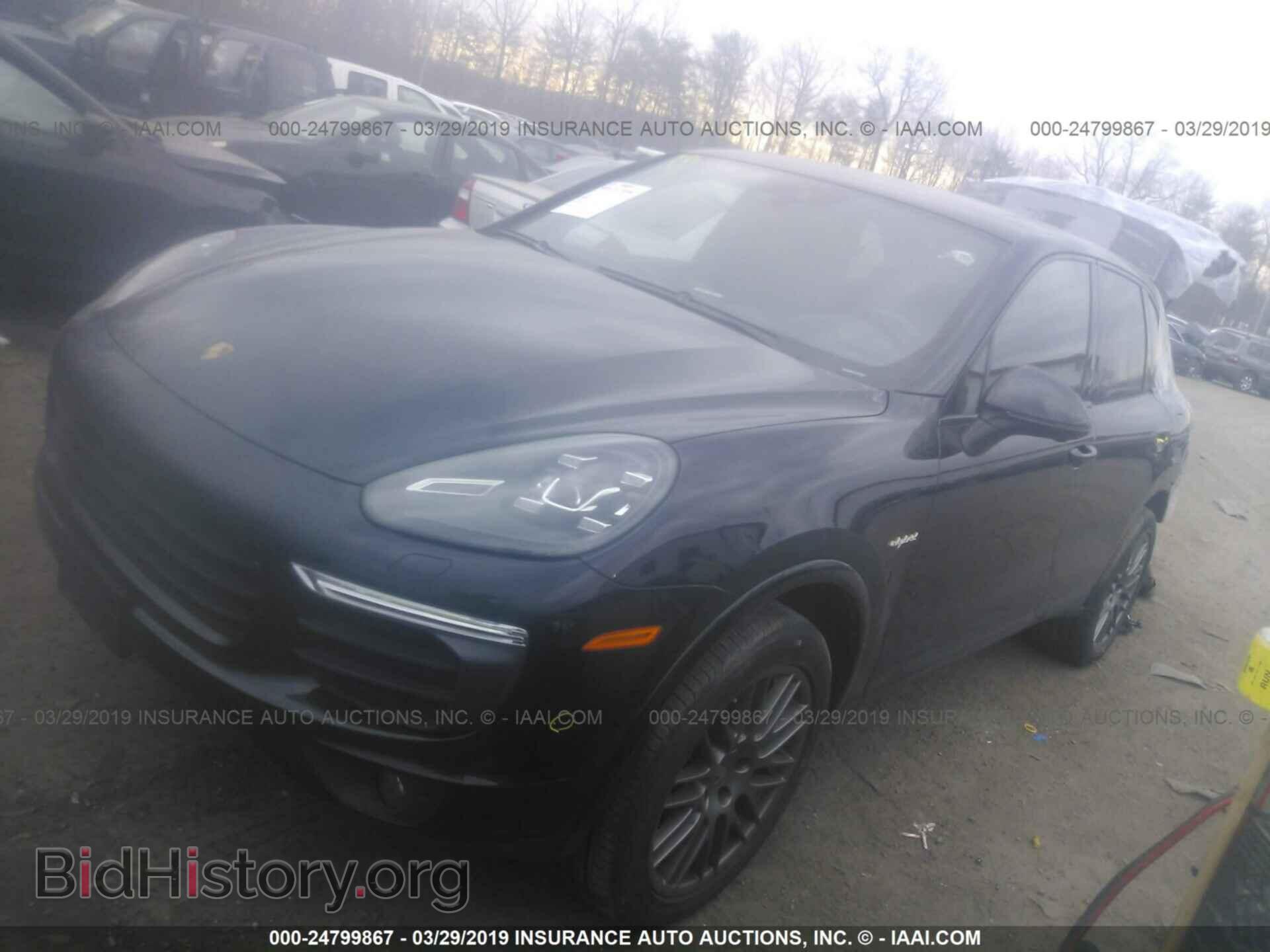 2018 PORSCHE CAYENNE - VIN: WP1AE2A21JLA70428 - Фото 2