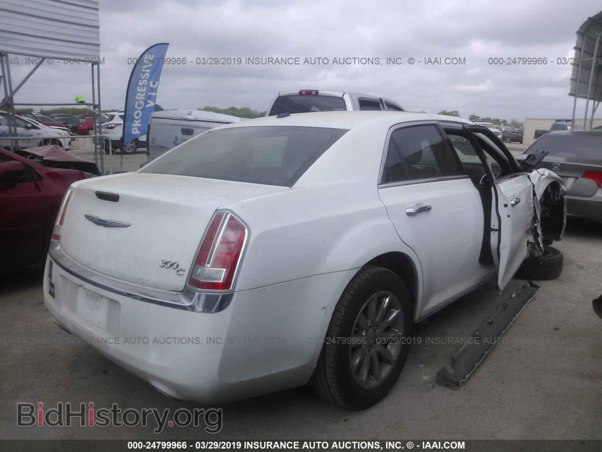 2013 CHRYSLER 300C - VIN: 2C3CCAET8DH547035 - Фото 4