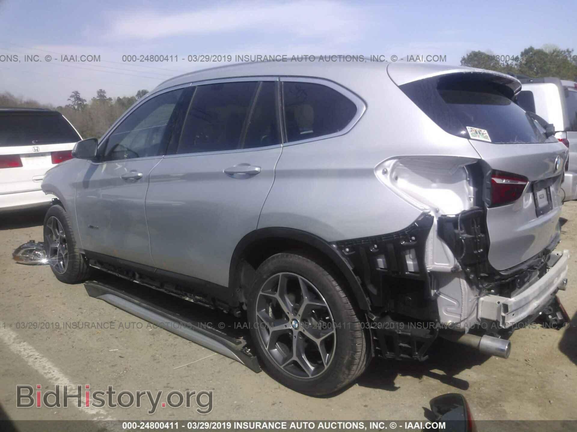 2018 BMW X1 - VIN: WBXHT3C33J5K28406 - Фото 3