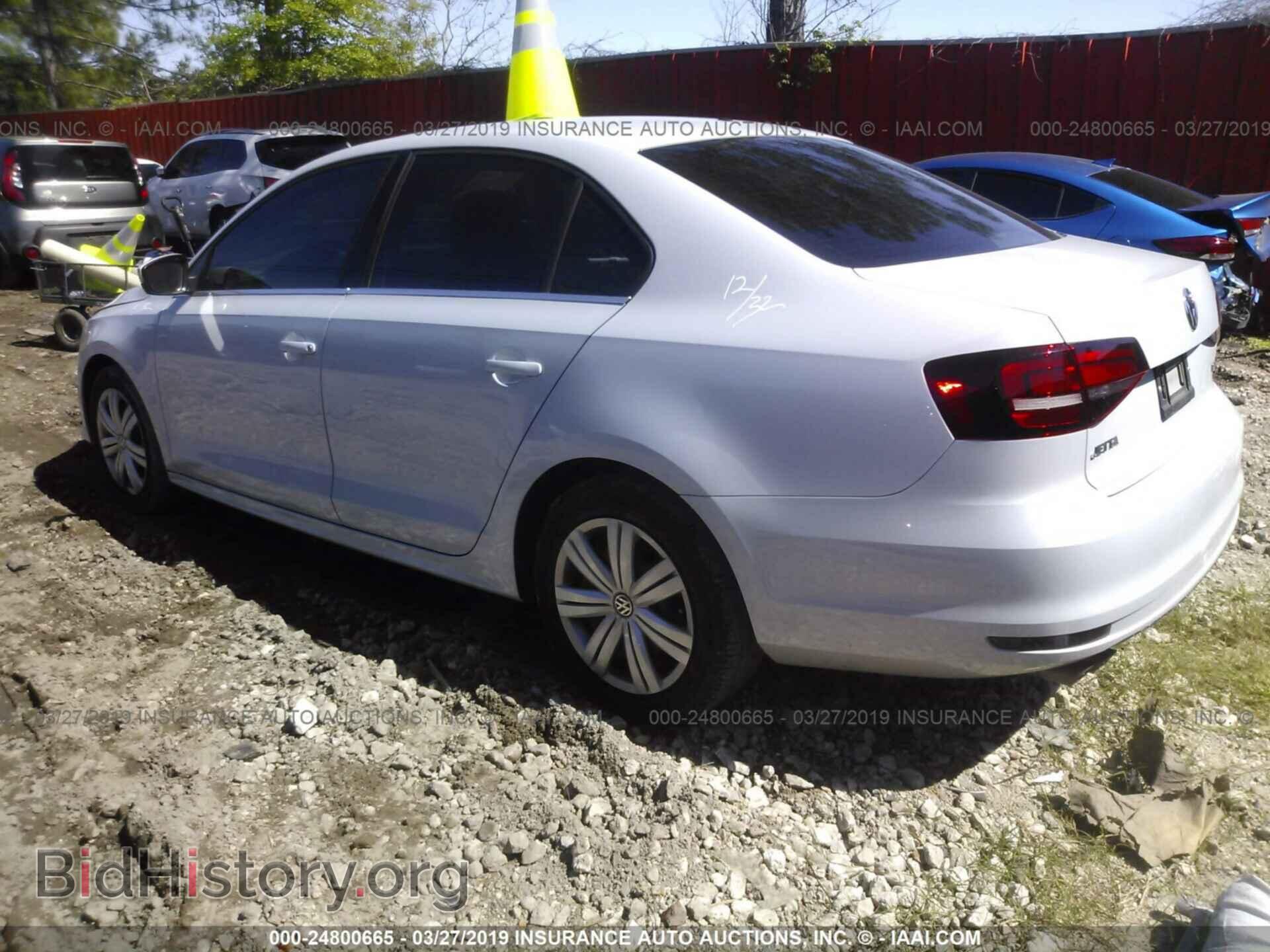 2017 VOLKSWAGEN JETTA - VIN: 3VW167AJ3HM288394 - Фото 3