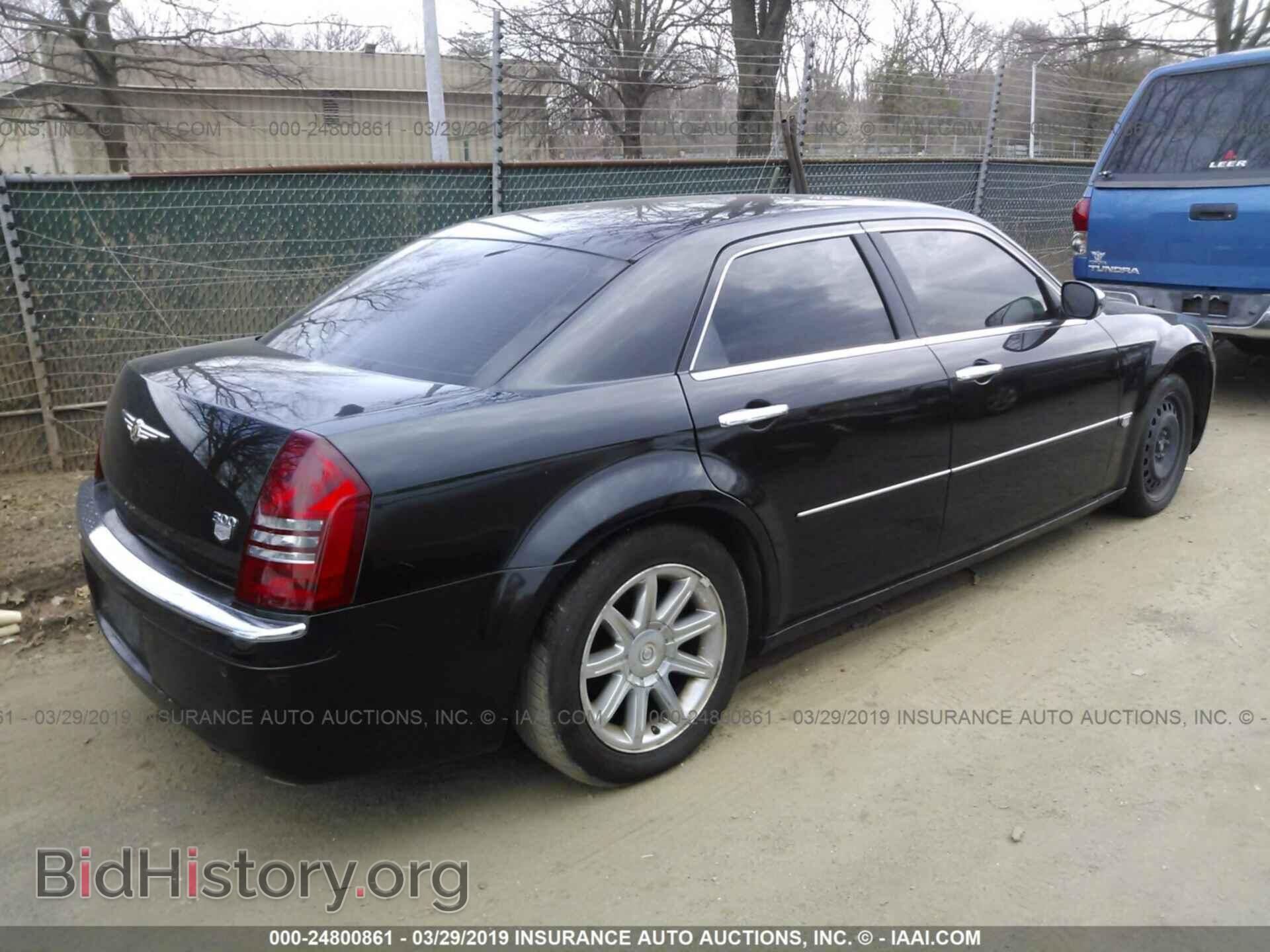 2006 CHRYSLER 300C - VIN: 2C3LA63H96H141298 - Фото 4