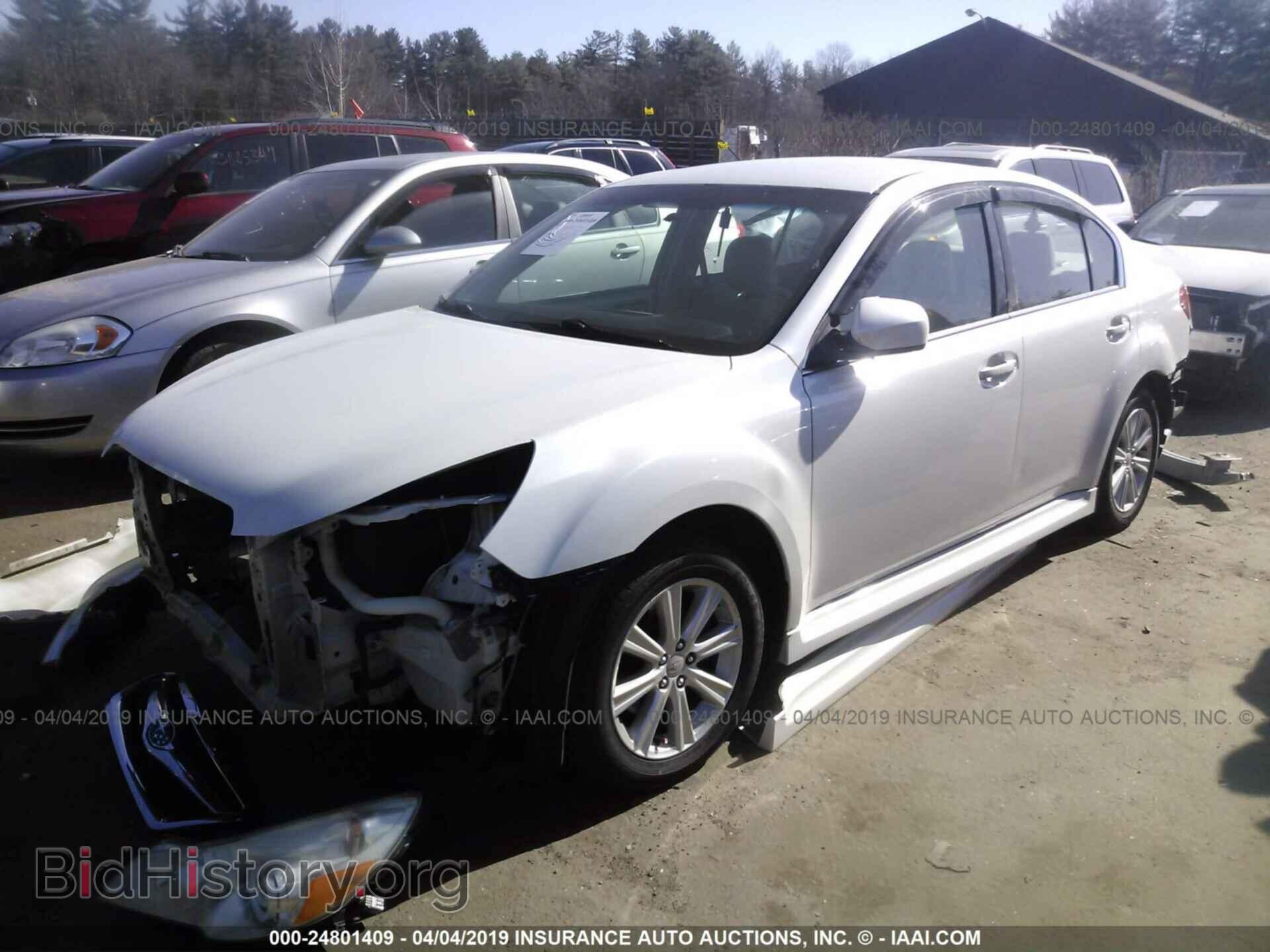 2011 SUBARU LEGACY - VIN: 4S3BMBC61B3223836 - Фото 2