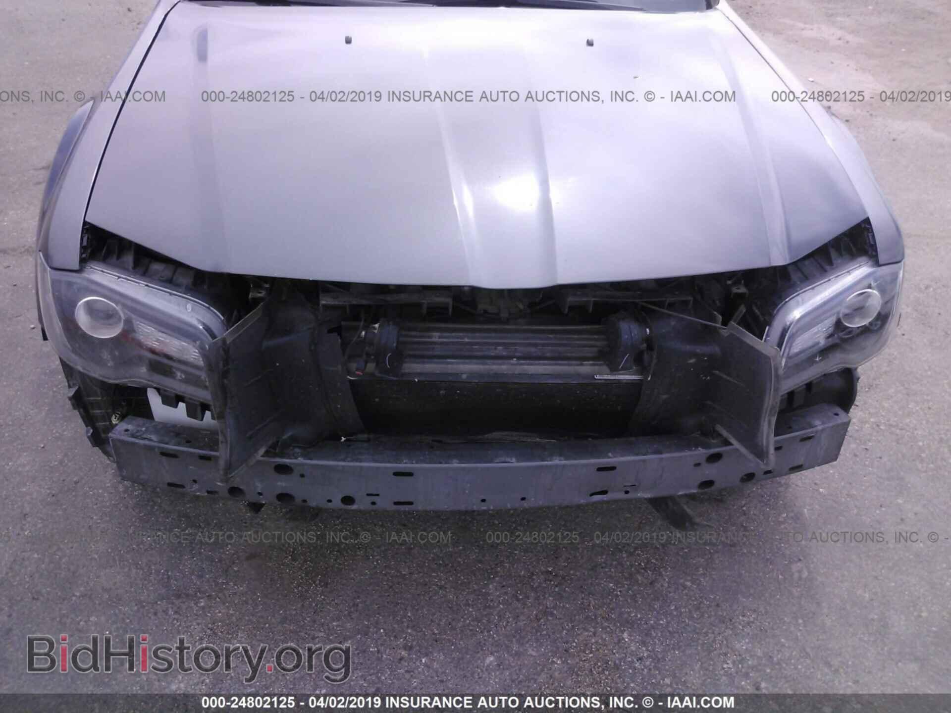 2016 CHRYSLER 300 - VIN: 2C3CCABG1GH141528 - Фото 6