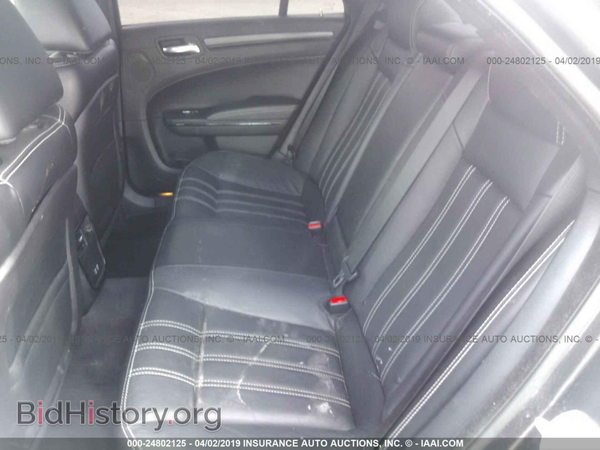 2016 CHRYSLER 300 - VIN: 2C3CCABG1GH141528 - Фото 8