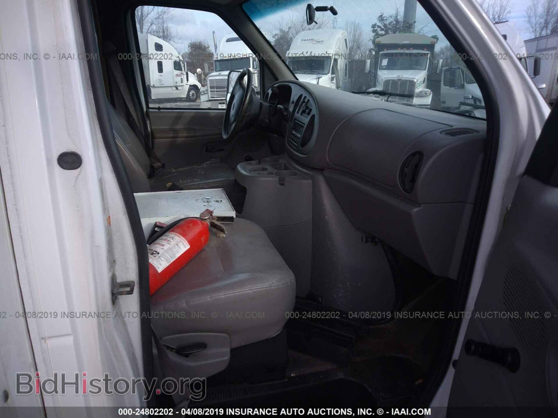 2000 FORD ECONOLINE - VIN: 1FDWE35F5YHB55100 - Photo 5
