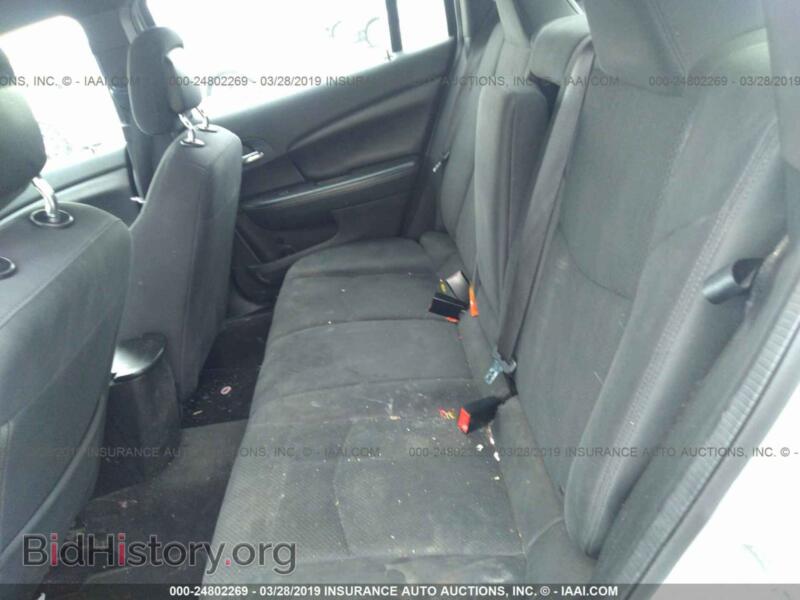 2012 Chrysler 200 (VIN 1C3CCBCB9CN166543) — photo 8 of 10