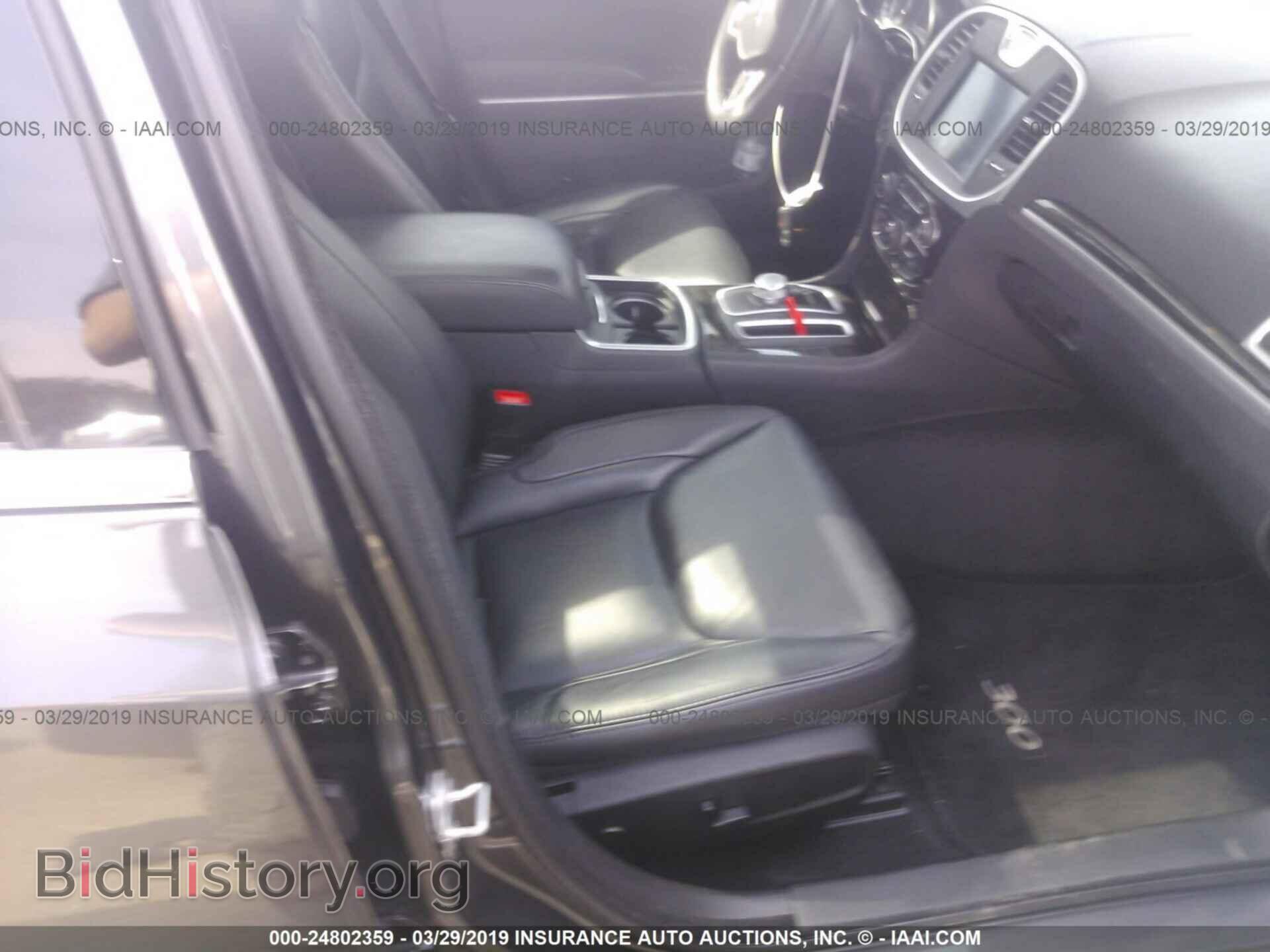 2017 CHRYSLER 300 - VIN: 2C3CCAAG3HH588042 - Photo 5