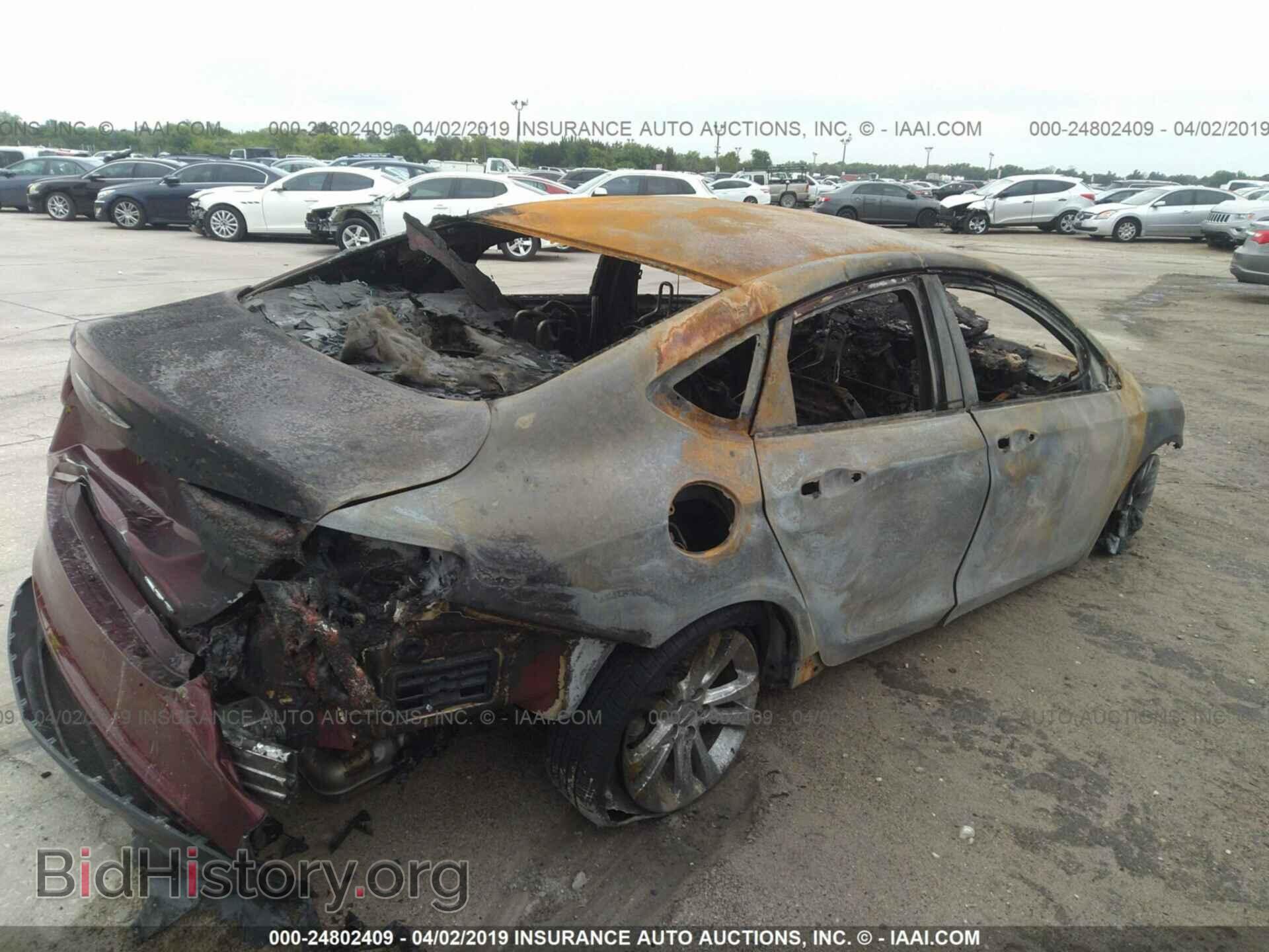 2016 CHRYSLER 200 - VIN: 1C3CCCFB4GN186156 - Фото 4