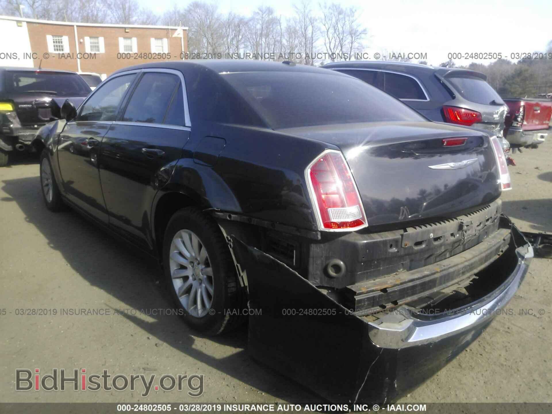 2013 CHRYSLER 300 - VIN: 2C3CCAAG4DH607062 - Фото 3