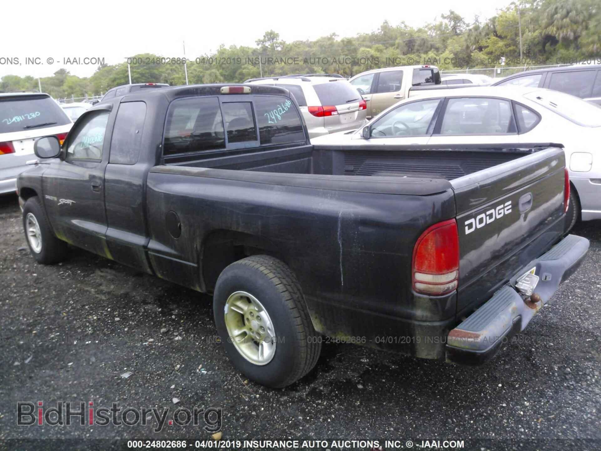 2000 Dodge Dakota - VIN: 1B7GL22X0YS695706 - Фото 3