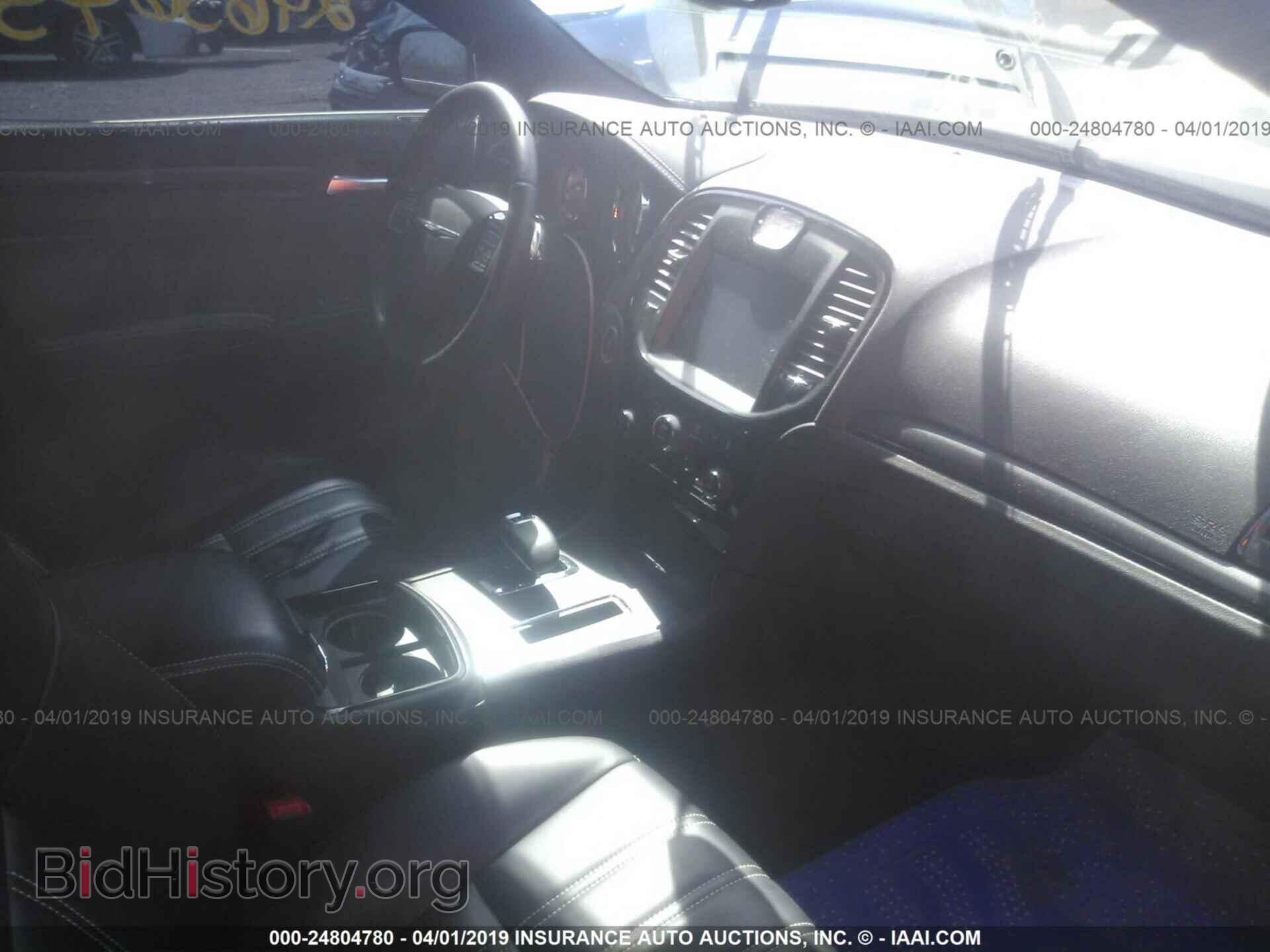 2014 CHRYSLER 300 - VIN: 2C3CCABG2EH136299 - Фото 5