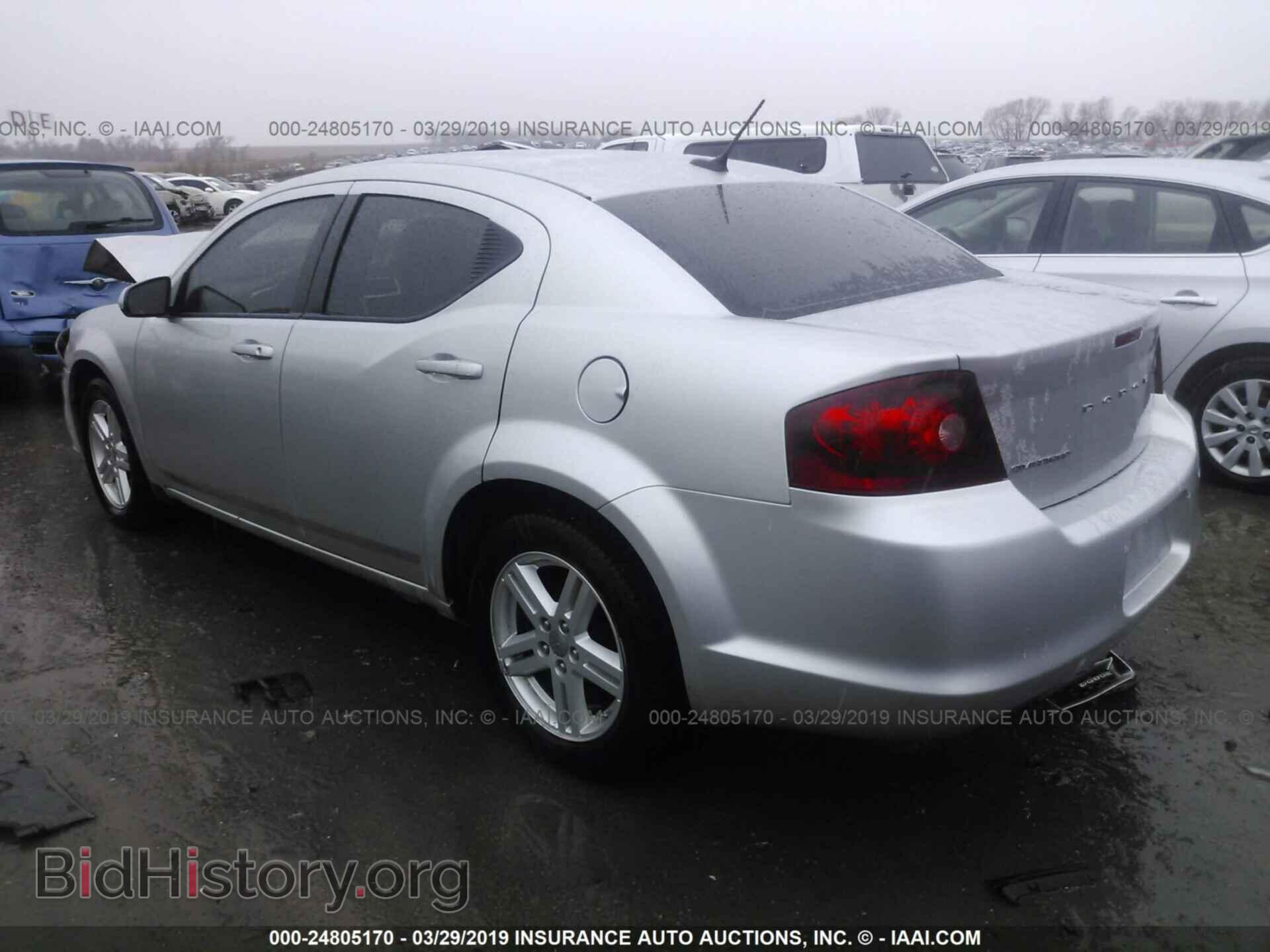 2011 DODGE AVENGER - VIN: 1B3BD1FB4BN573843 - Фото 3