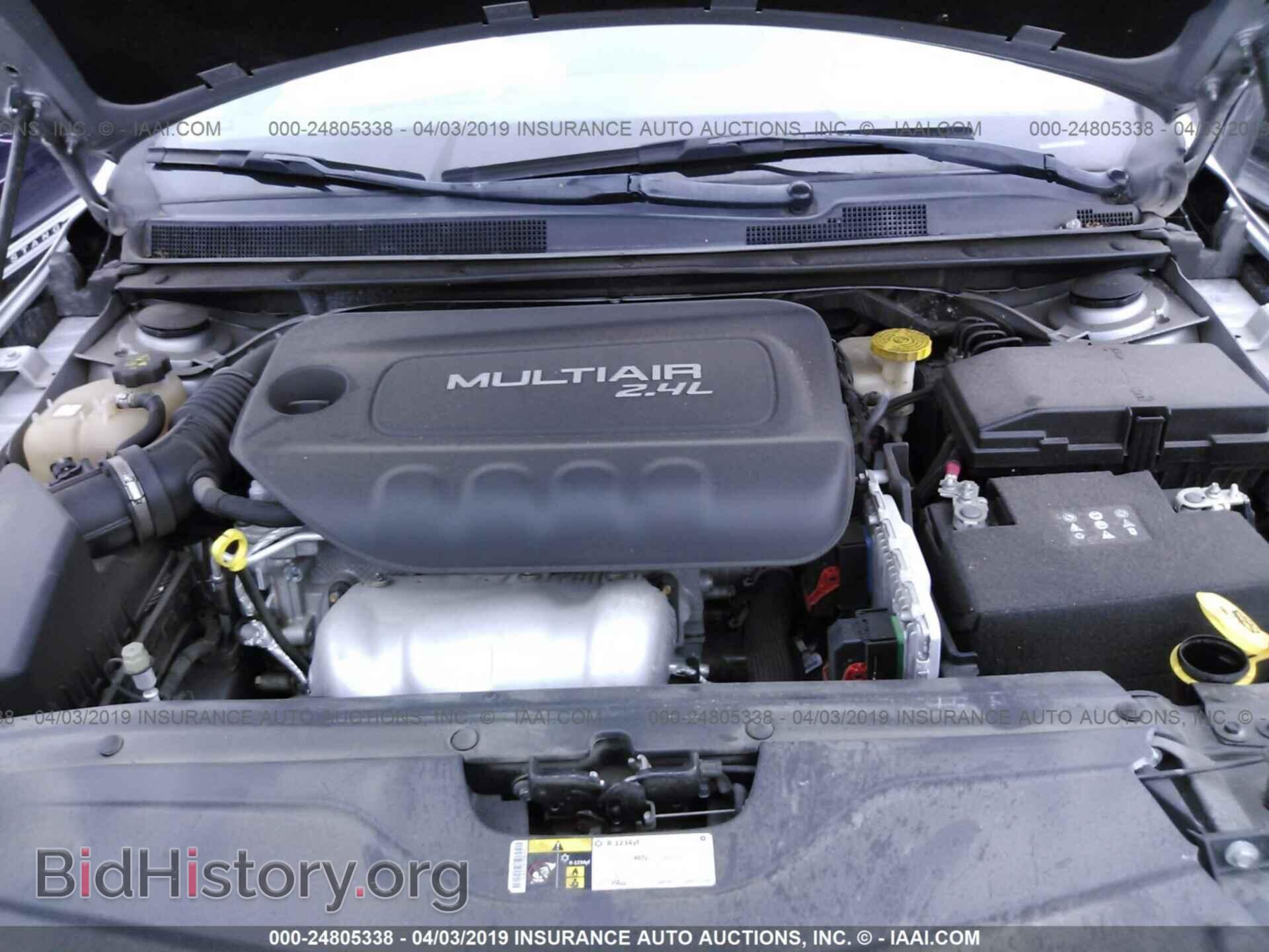 2016 CHRYSLER 200 - VIN: 1C3CCCAB0GN117438 - Photo 10