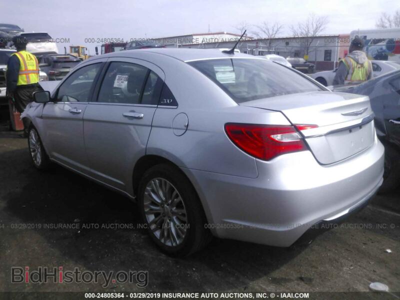 2012 Chrysler 200 (VIN 1C3CCBCG7CN122357) — photo 3 of 10