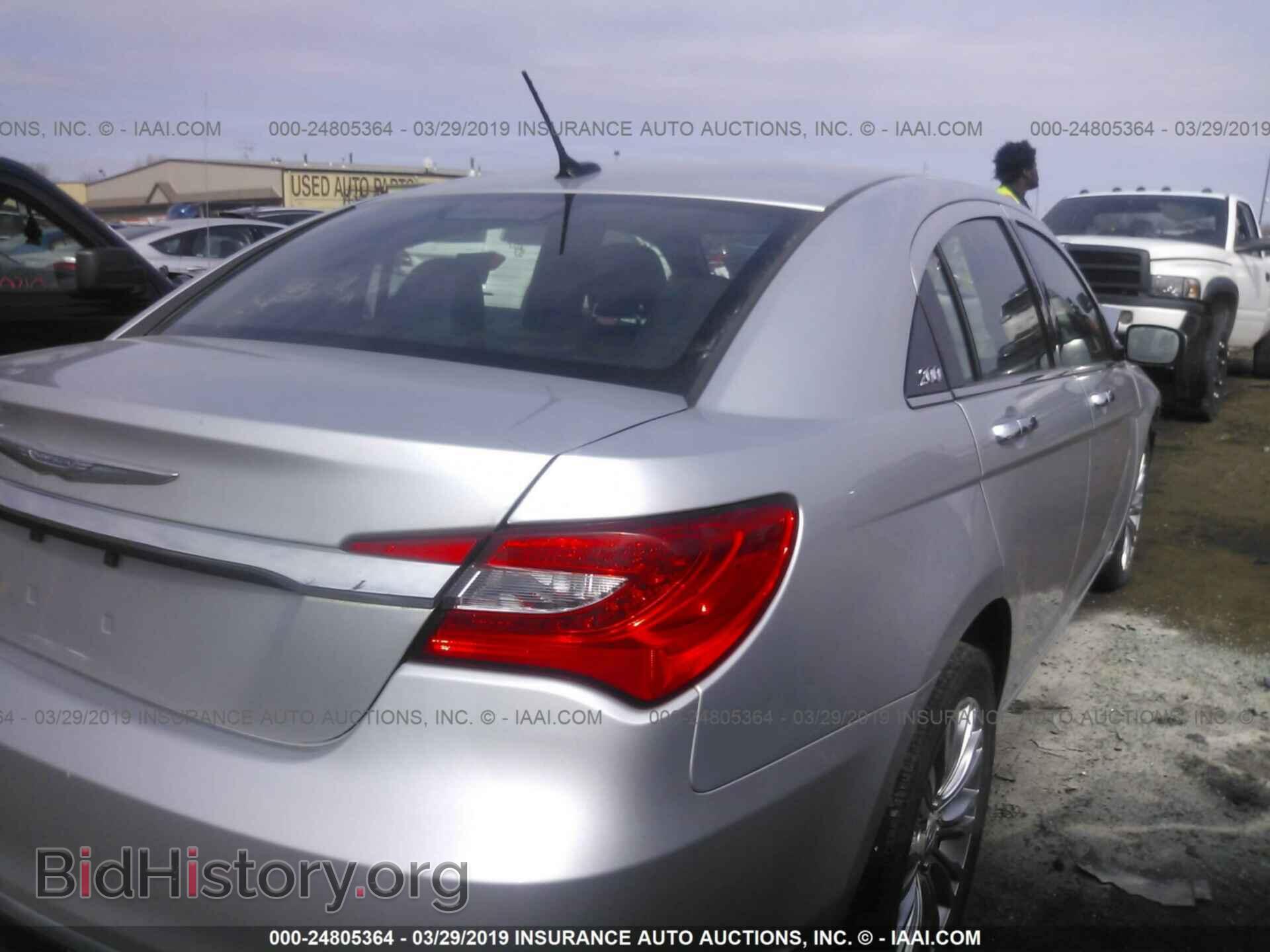 2012 CHRYSLER 200 - VIN: 1C3CCBCG7CN122357 - Фото 4