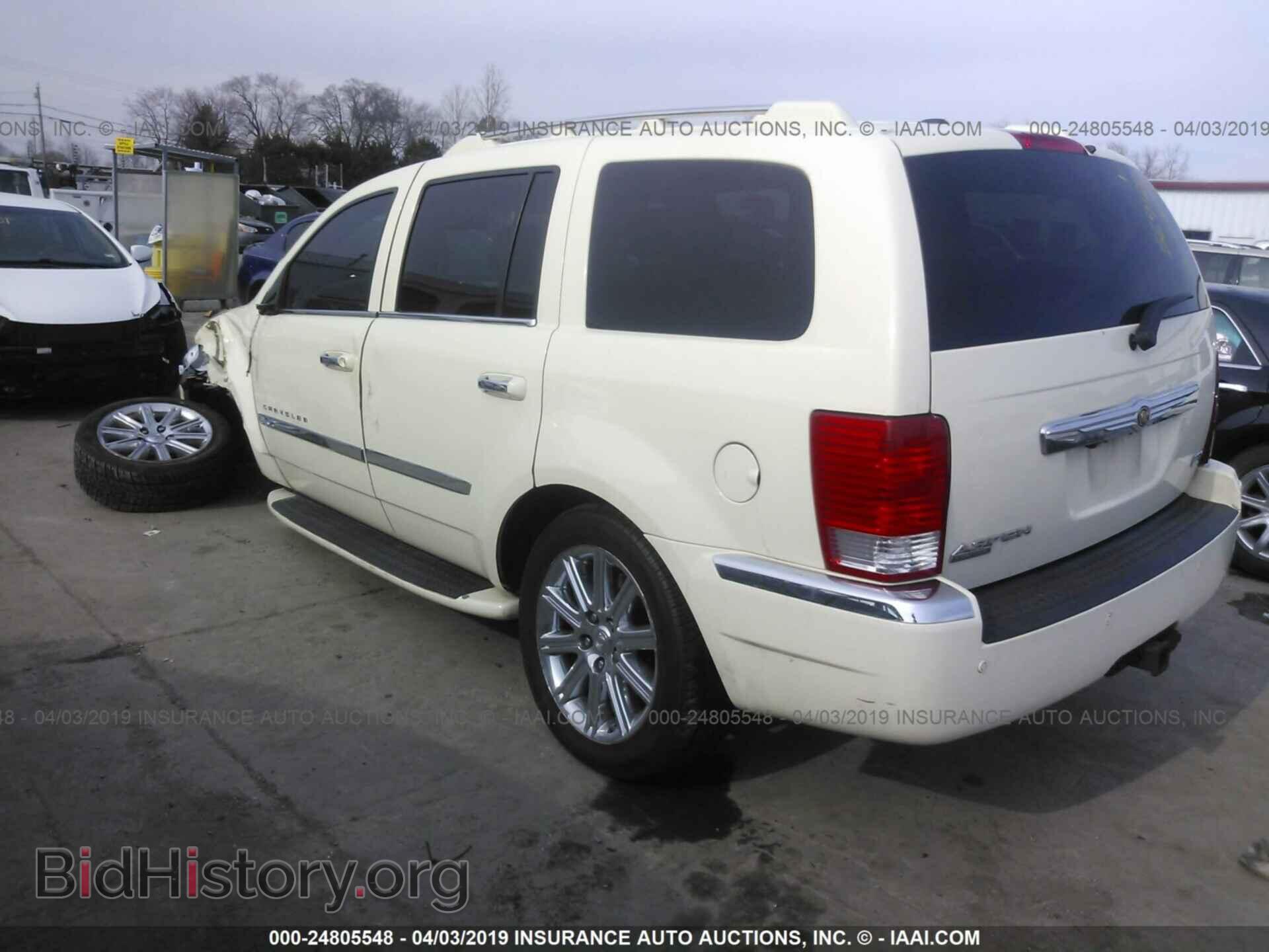 2008 CHRYSLER ASPEN - VIN: 1A8HW58298F129375 - Фото 3