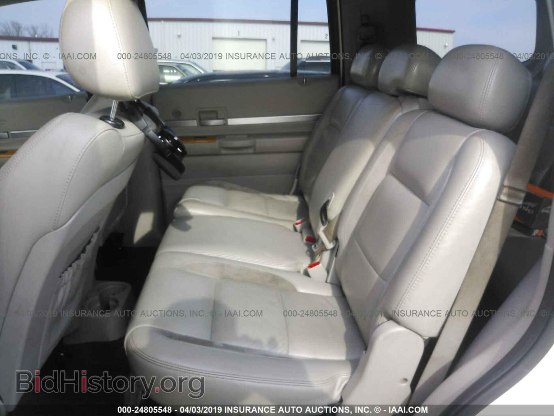 2008 CHRYSLER ASPEN - VIN: 1A8HW58298F129375 - Фото 8