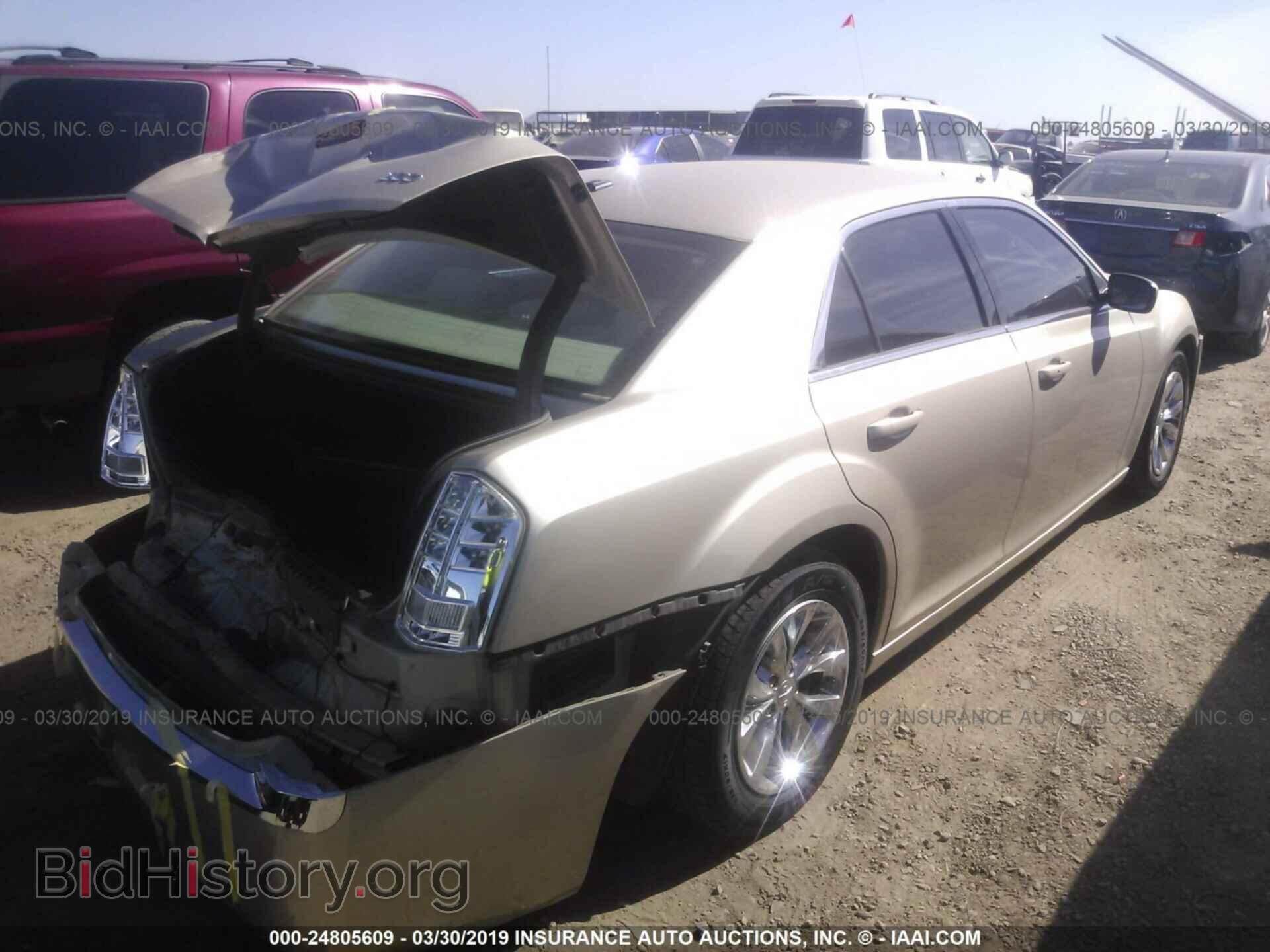 2012 CHRYSLER 300 - VIN: 2C3CCAAG6CH289458 - Фото 4